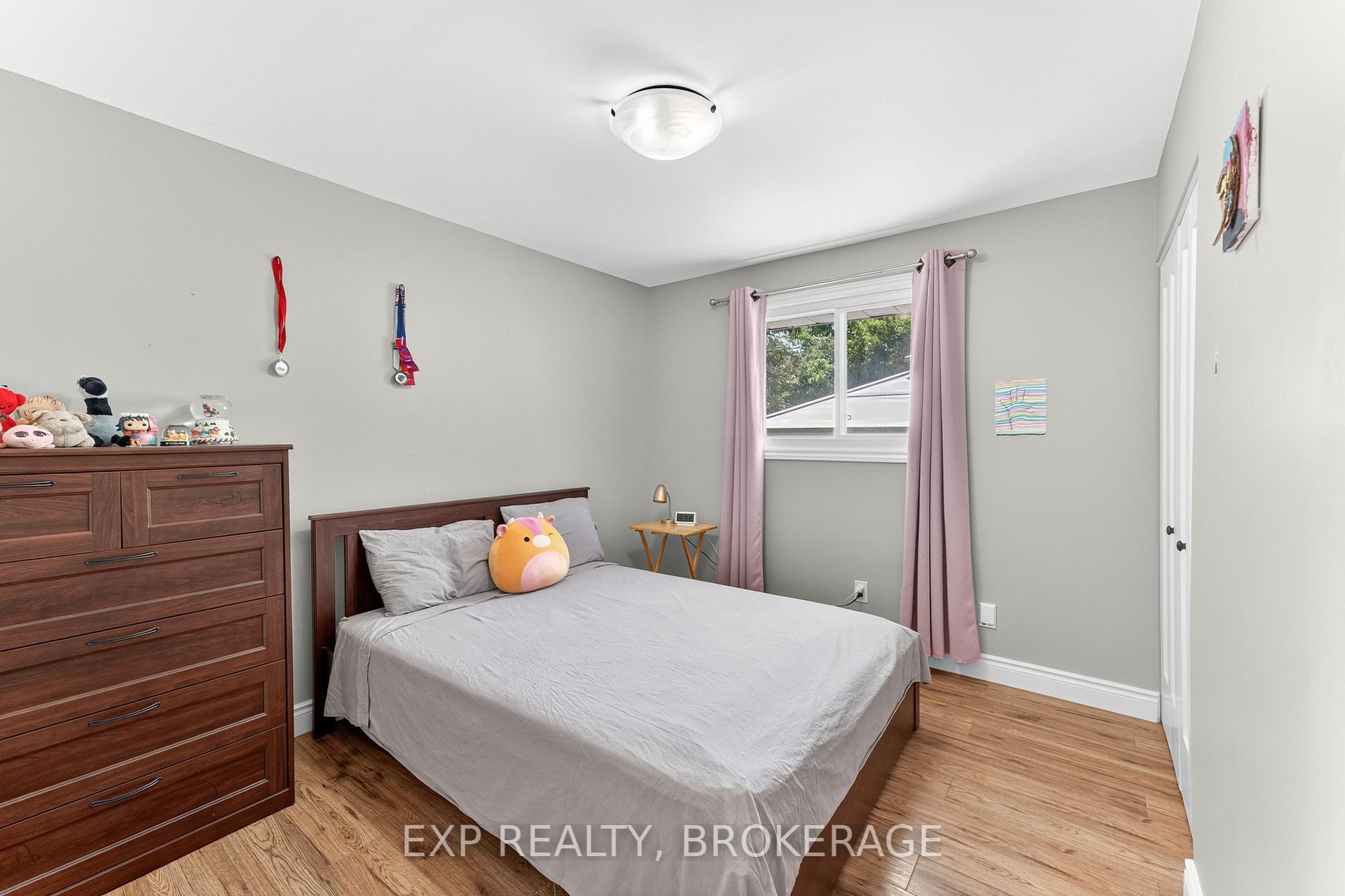 Photo 12 of 1284 Waverley Crescent, Kingston, South of Taylor-Kidd Blvd — HOMEH