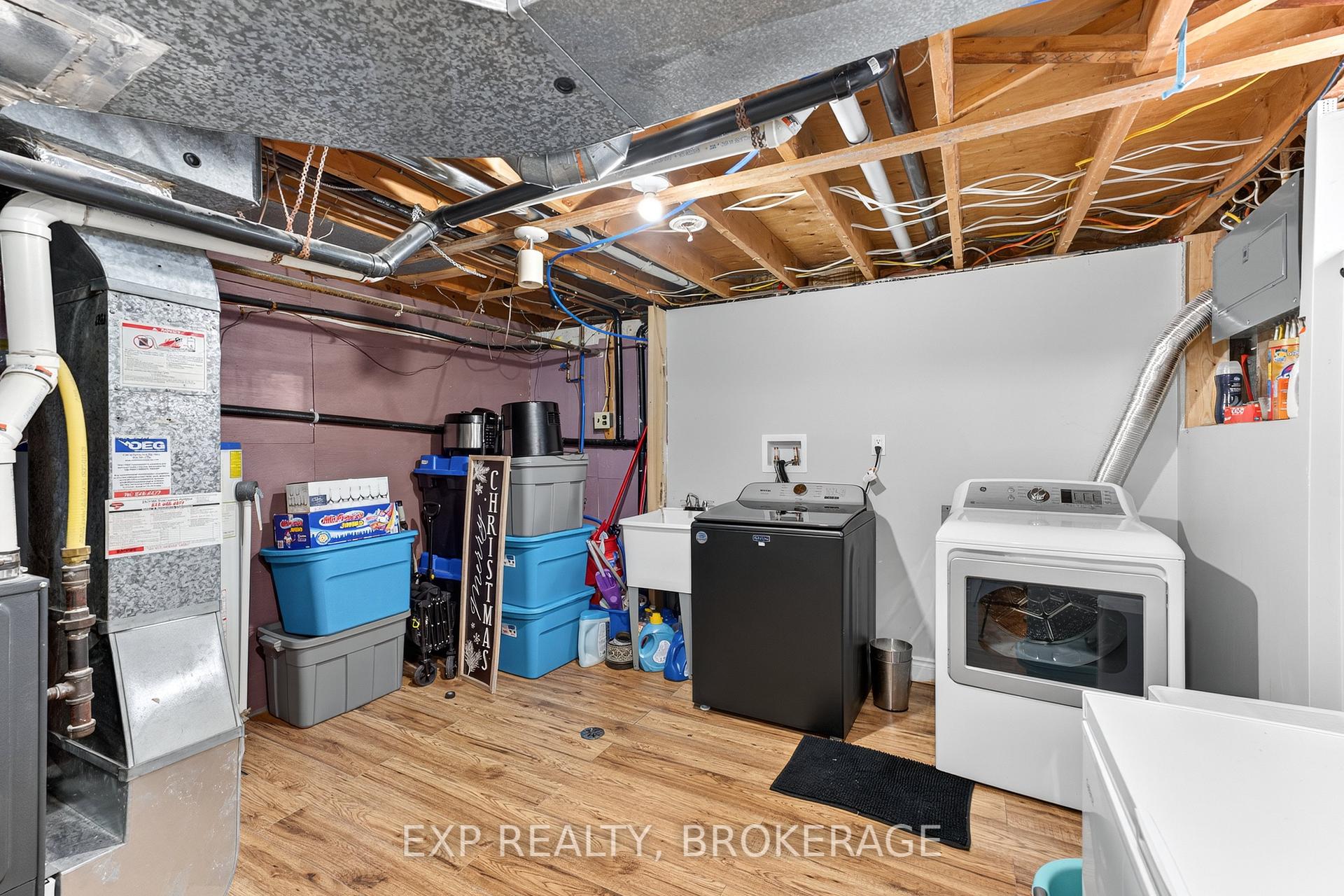 Photo 27 of 1284 Waverley Crescent, Kingston, South of Taylor-Kidd Blvd — HOMEH