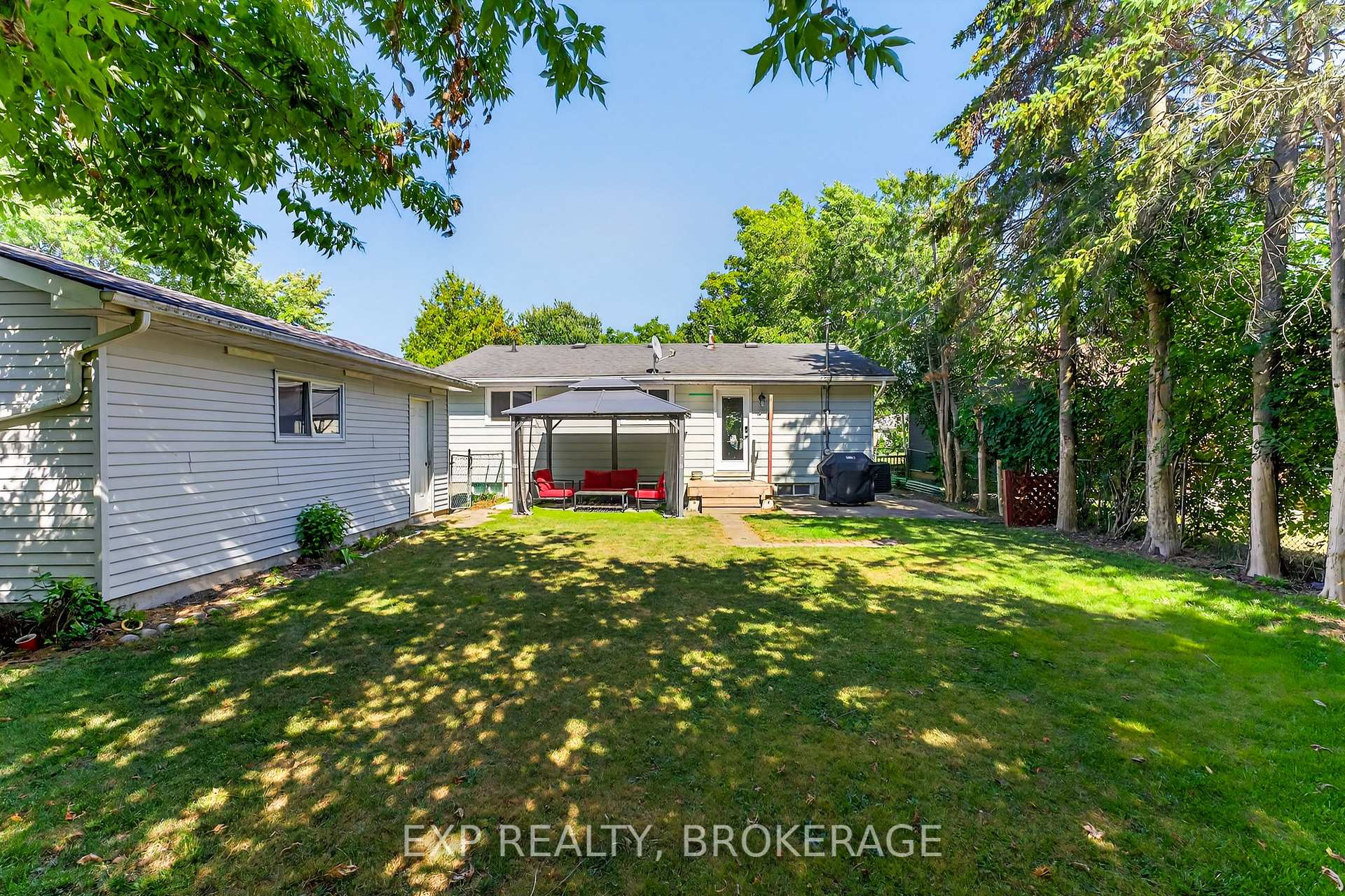 Photo 29 of 1284 Waverley Crescent, Kingston, South of Taylor-Kidd Blvd — HOMEH