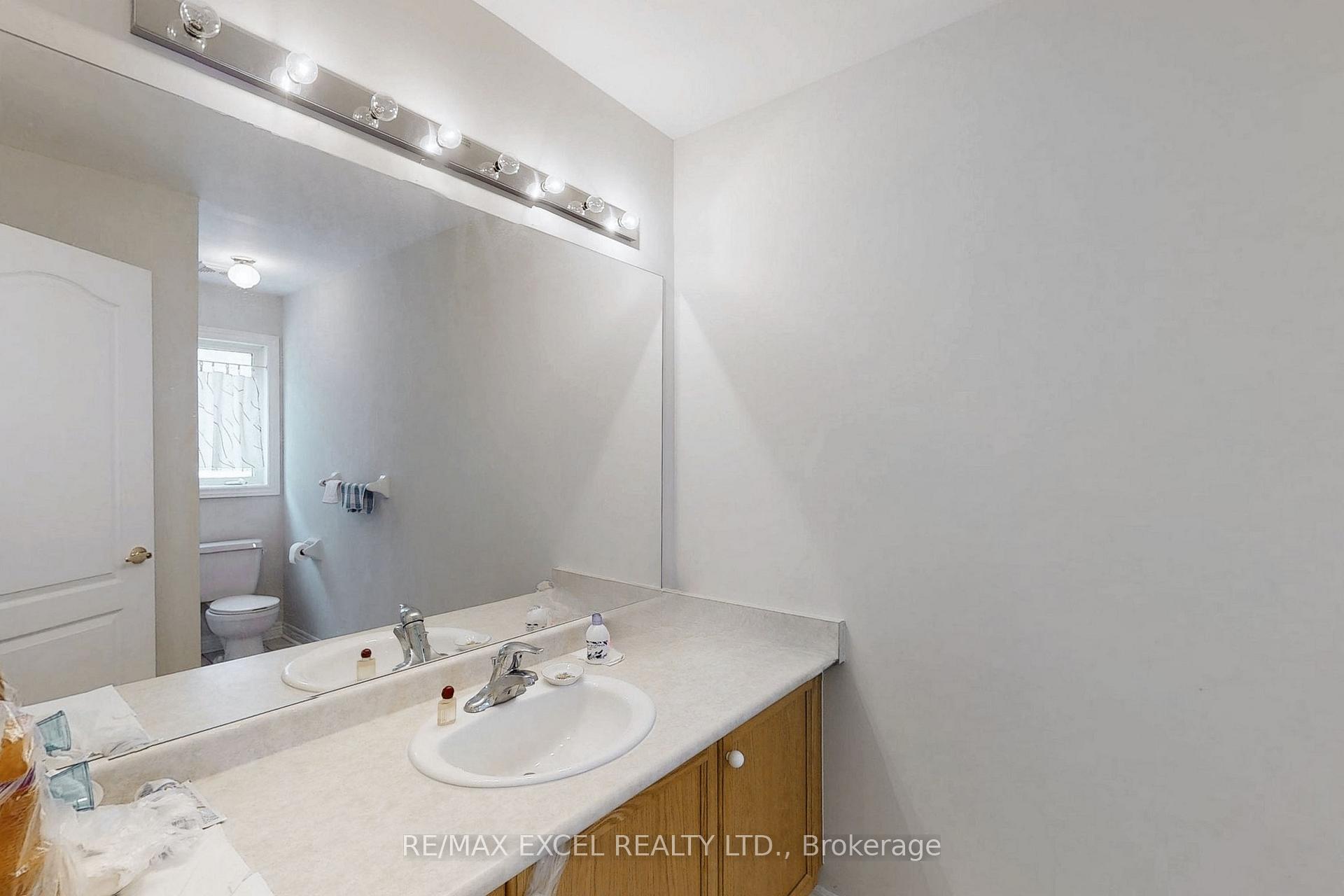 Photo 25 of 9 Stoney Creek Drive, Markham, Greensborough — HOMEH