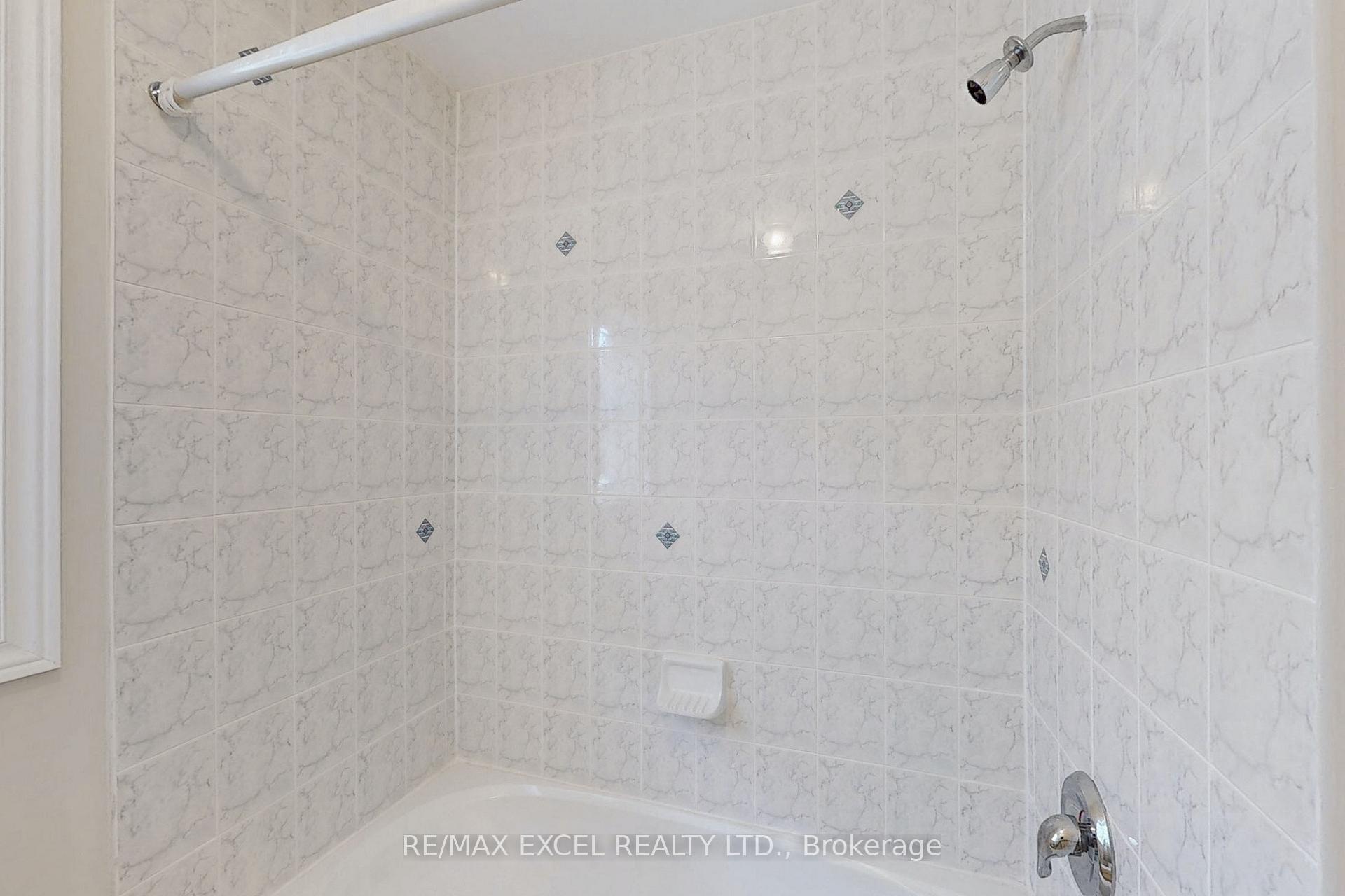 Photo 26 of 9 Stoney Creek Drive, Markham, Greensborough — HOMEH
