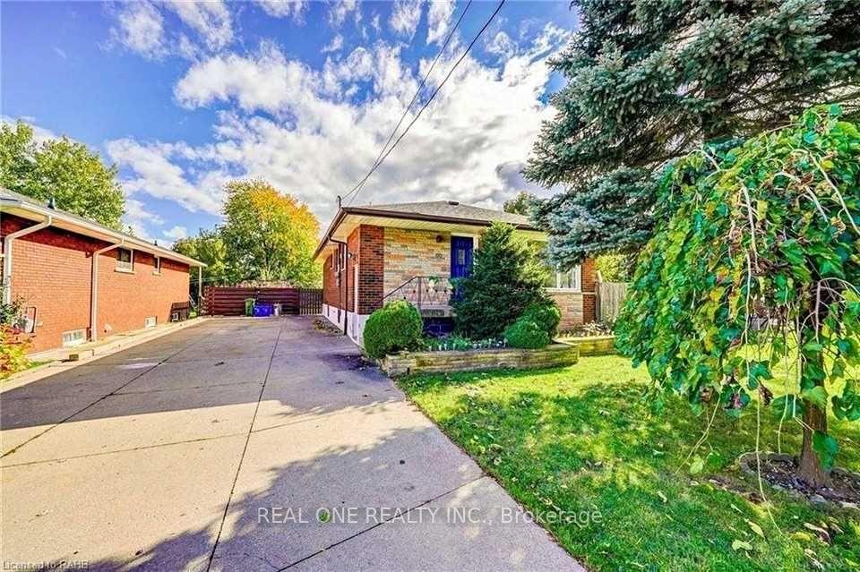 Front of Unit Basement, 99 Warren Avenue