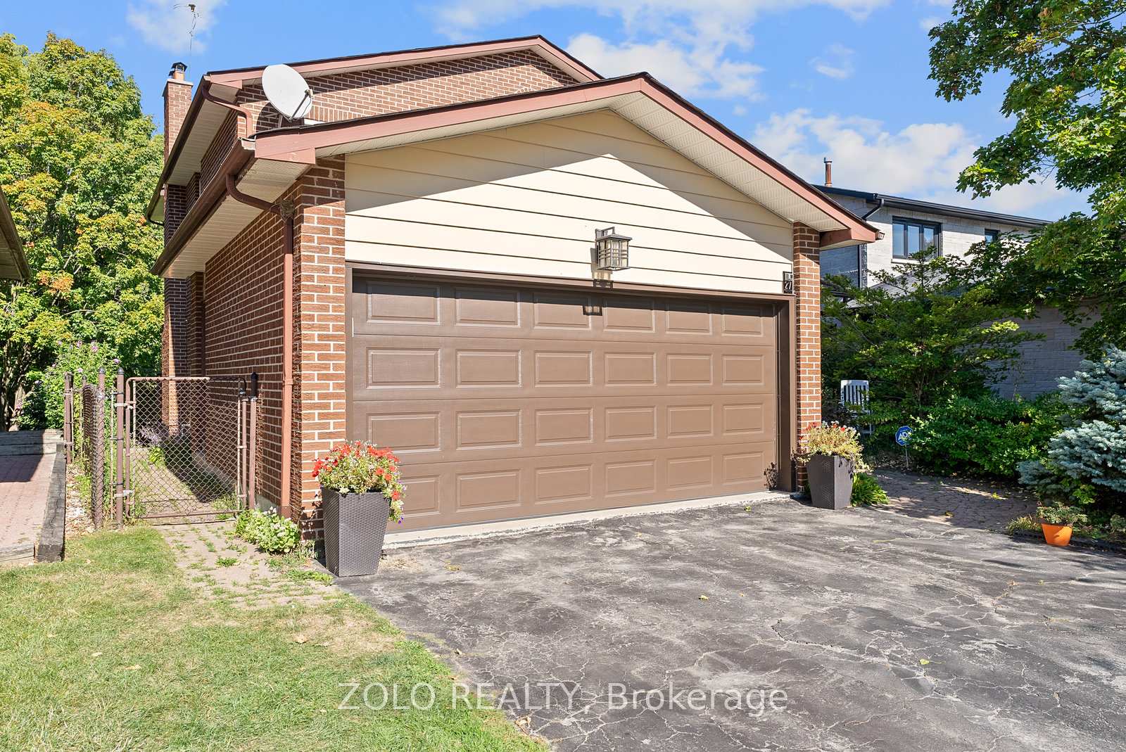 Photo 3 of Unit Lower, 27 Abraham Avenue, Markham, Aileen-Willowbrook — HOMEH