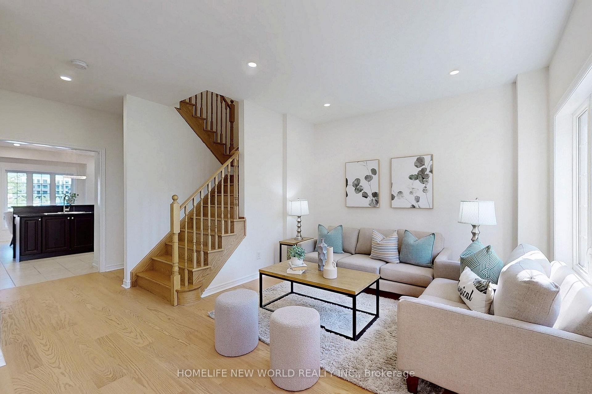 Photo 5 of 40 Battista Perri Drive, Markham, Wismer — HOMEH