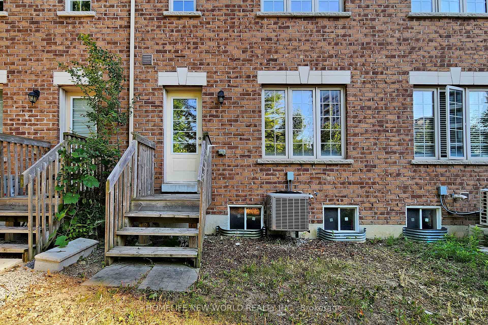 Photo 26 of 40 Battista Perri Drive, Markham, Wismer — HOMEH
