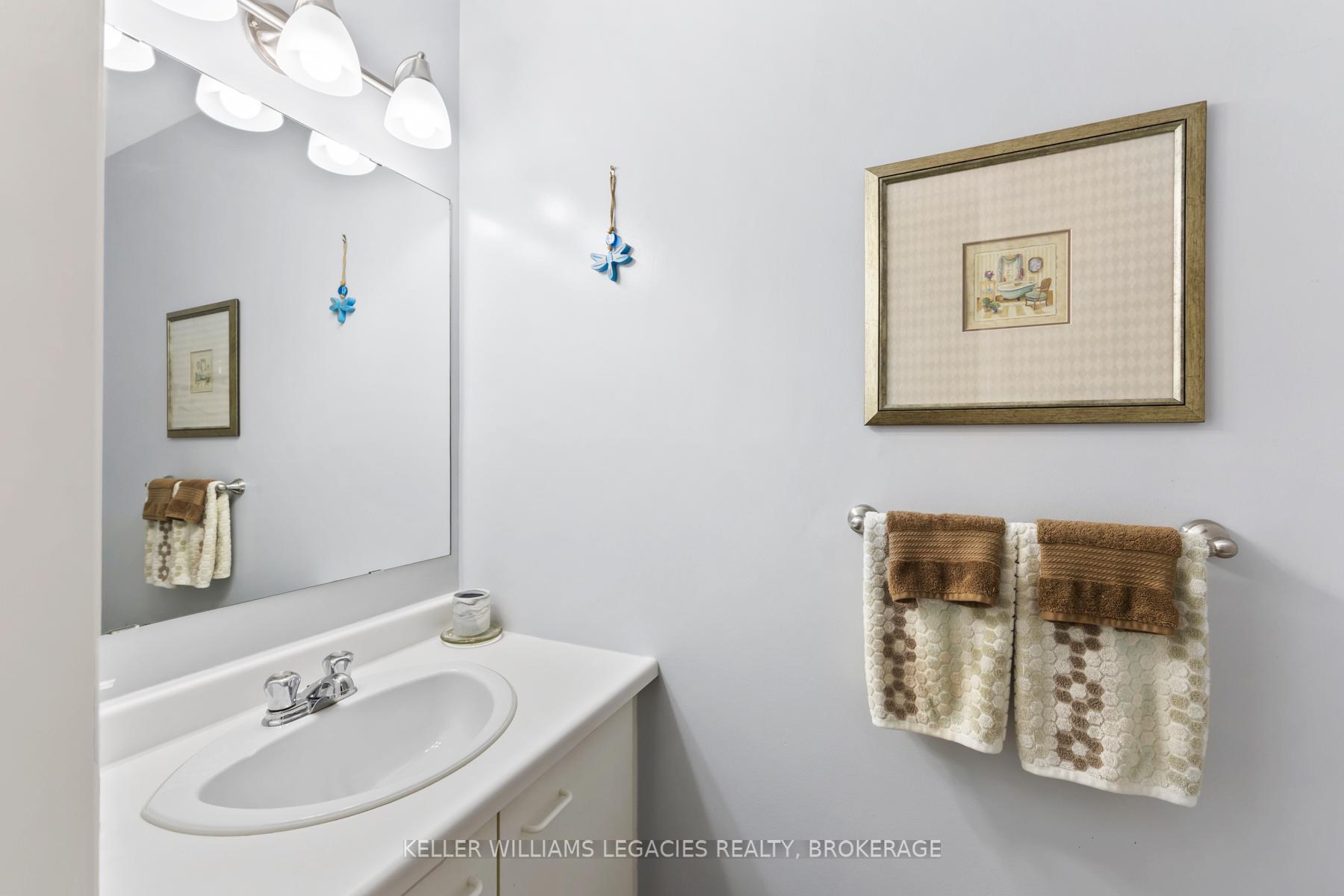 Photo 6 of 884 Muirfield Crescent, Kingston, East Gardiners Rd — HOMEH