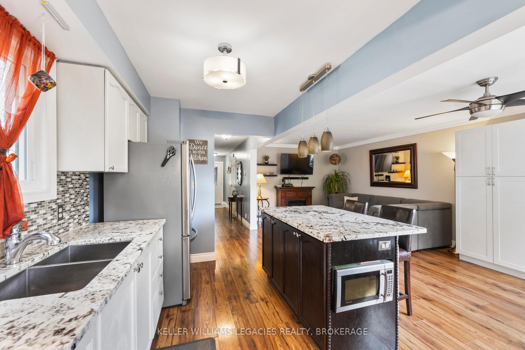 Photo 14 of 884 Muirfield Crescent, Kingston, East Gardiners Rd — HOMEH
