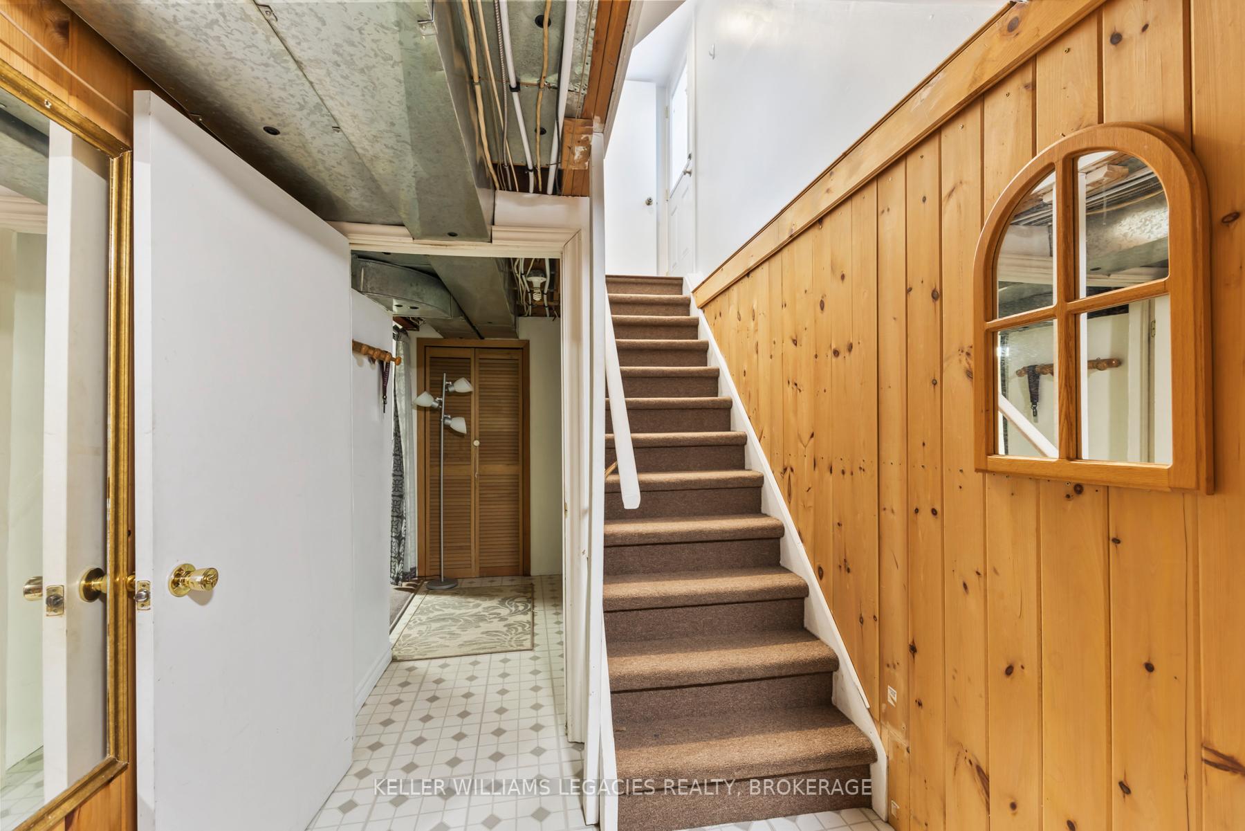 Photo 26 of 884 Muirfield Crescent, Kingston, East Gardiners Rd — HOMEH