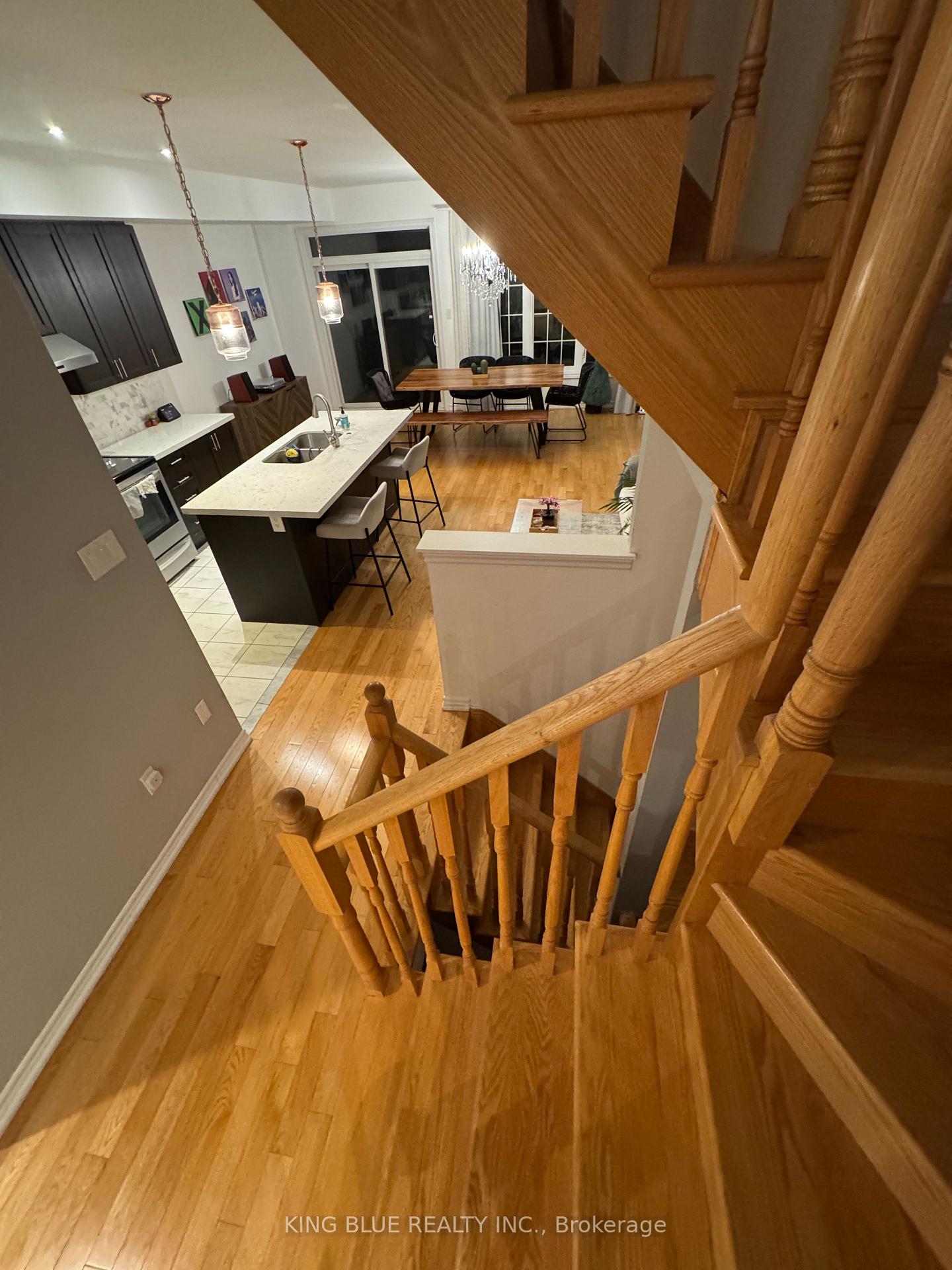 Photo 10 of 293 Dundas Way, Markham, Greensborough — HOMEH