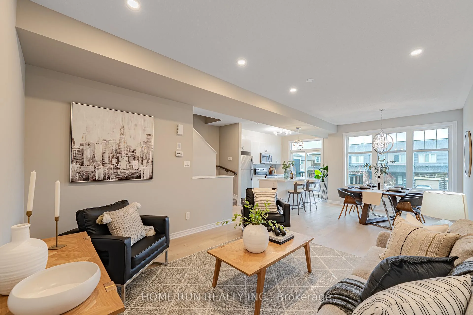Photo 3 of 2485 Waterlilly Way, Ottawa, Barrhaven - Heritage Park — HOMEH