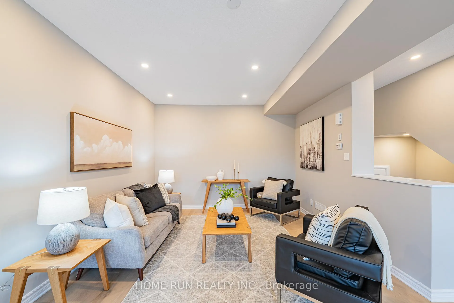 Photo 4 of 2485 Waterlilly Way, Ottawa, Barrhaven - Heritage Park — HOMEH