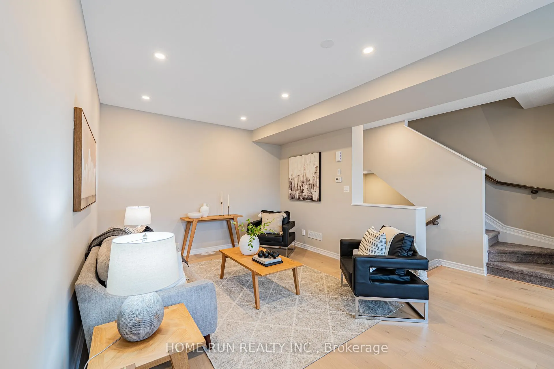 Photo 5 of 2485 Waterlilly Way, Ottawa, Barrhaven - Heritage Park — HOMEH