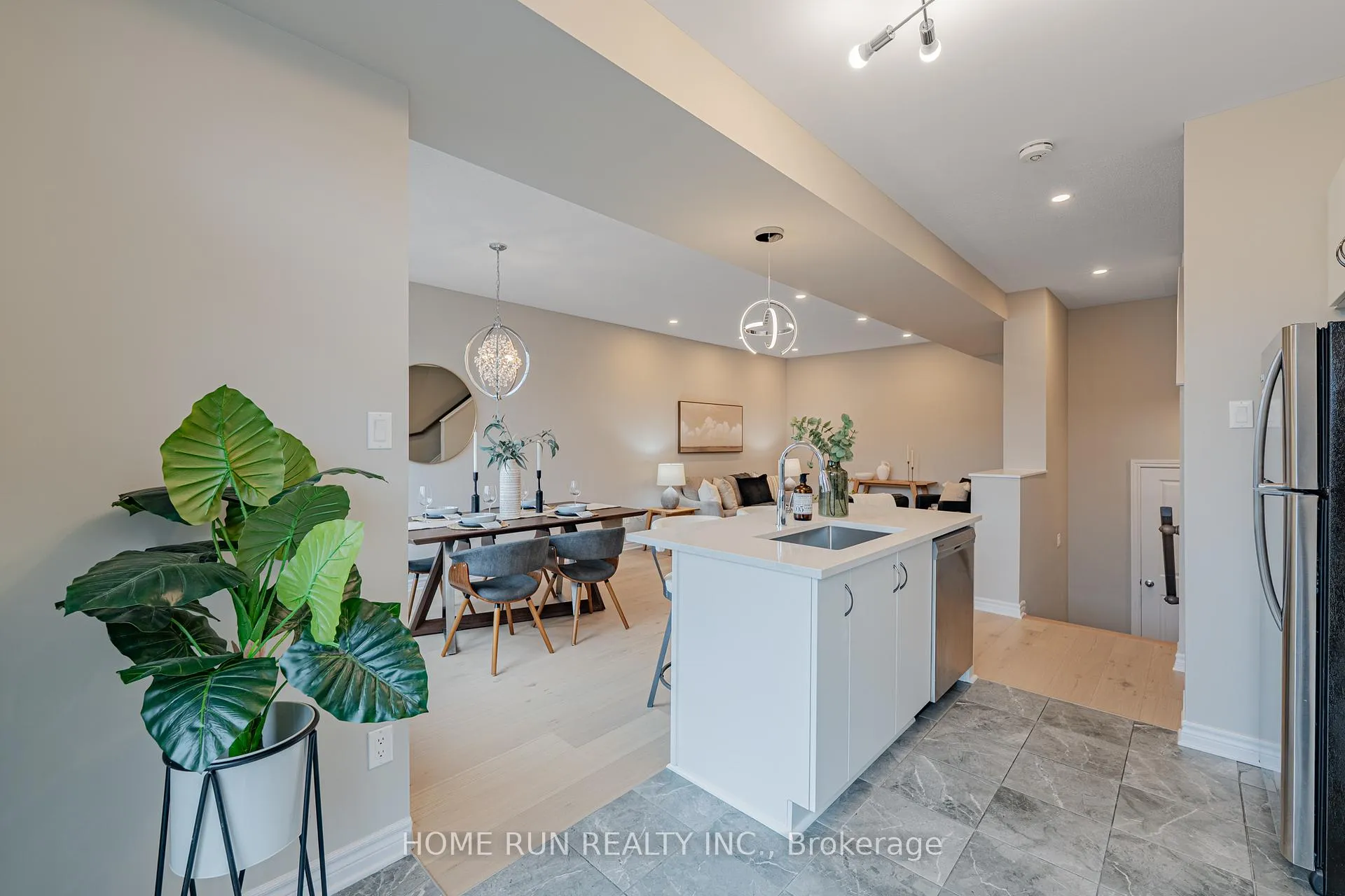 Photo 14 of 2485 Waterlilly Way, Ottawa, Barrhaven - Heritage Park — HOMEH