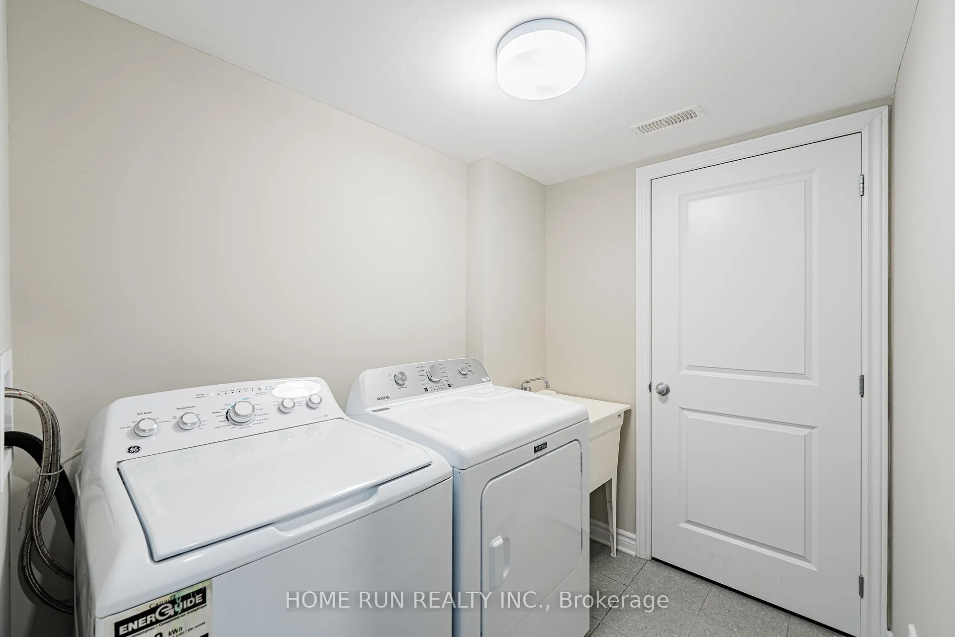 Photo 25 of 2485 Waterlilly Way, Ottawa, Barrhaven - Heritage Park — HOMEH