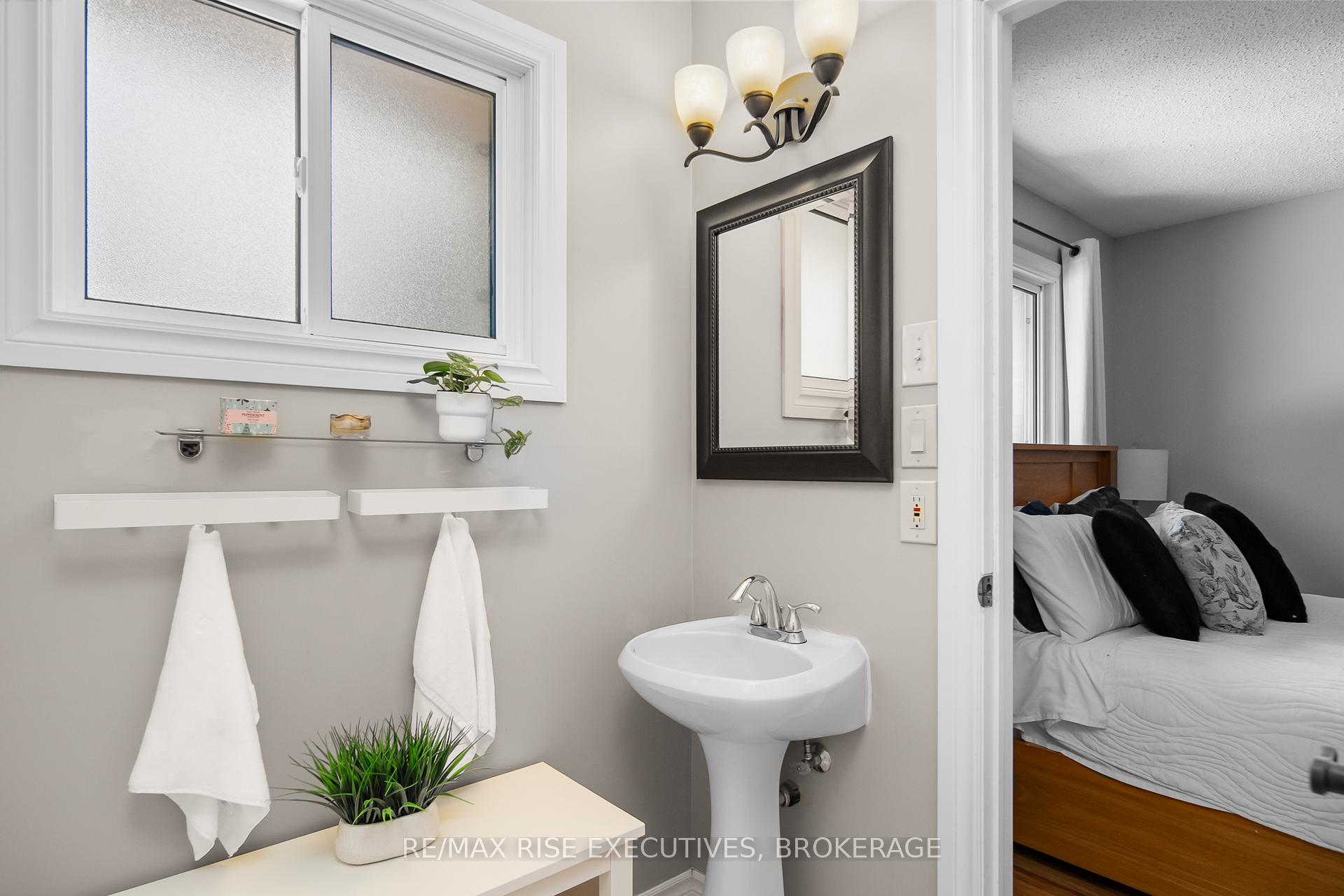Photo 22 of 932 Milford Drive, Kingston, North of Taylor-Kidd Blvd — HOMEH