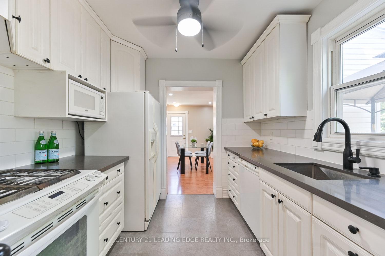 Photo 14 of 15 Elizabeth Street, Markham, Markham Village — HOMEH