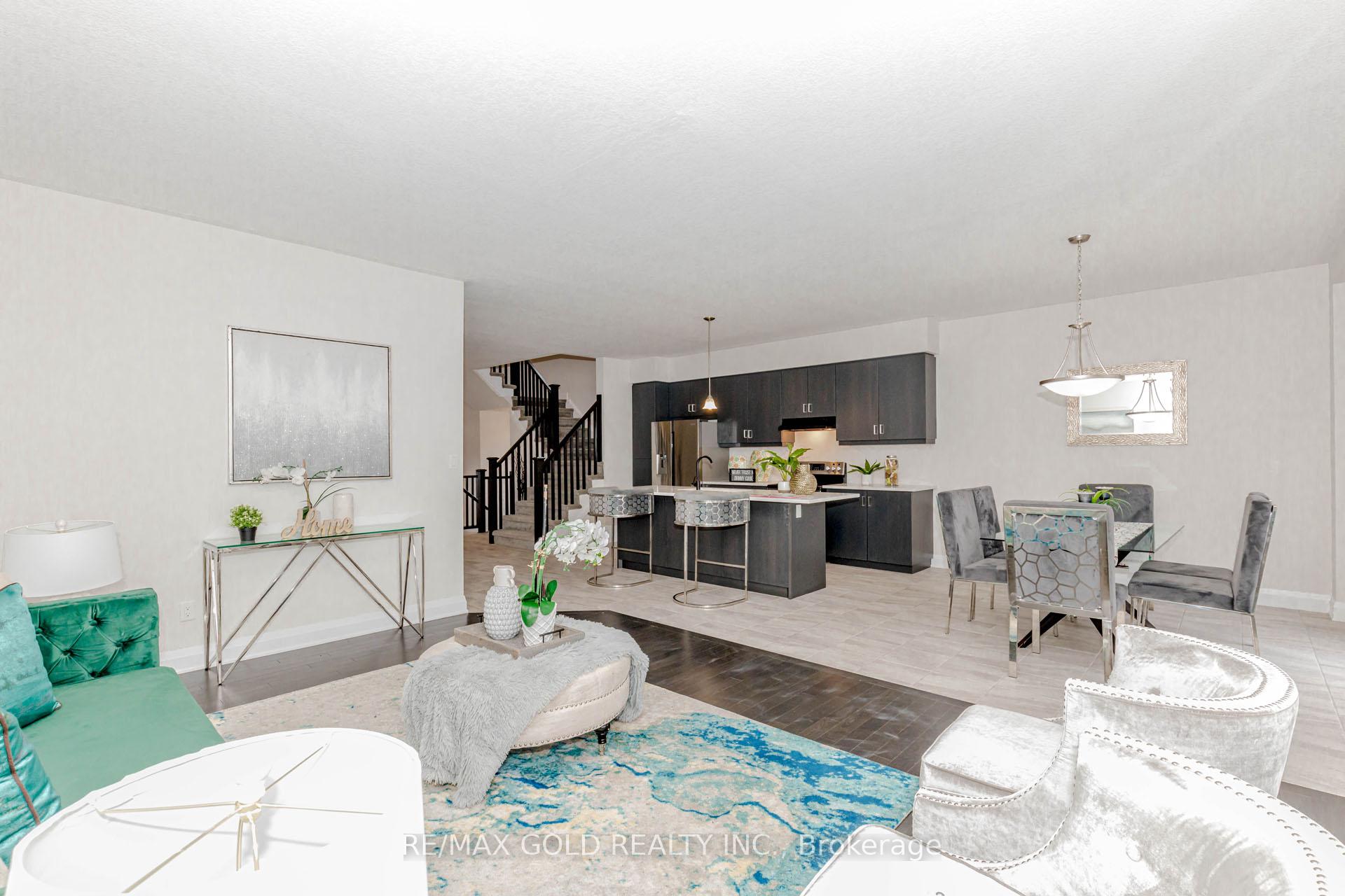 Photo 17 of 604 Blair Creek Drive, Kitchener — HOMEH