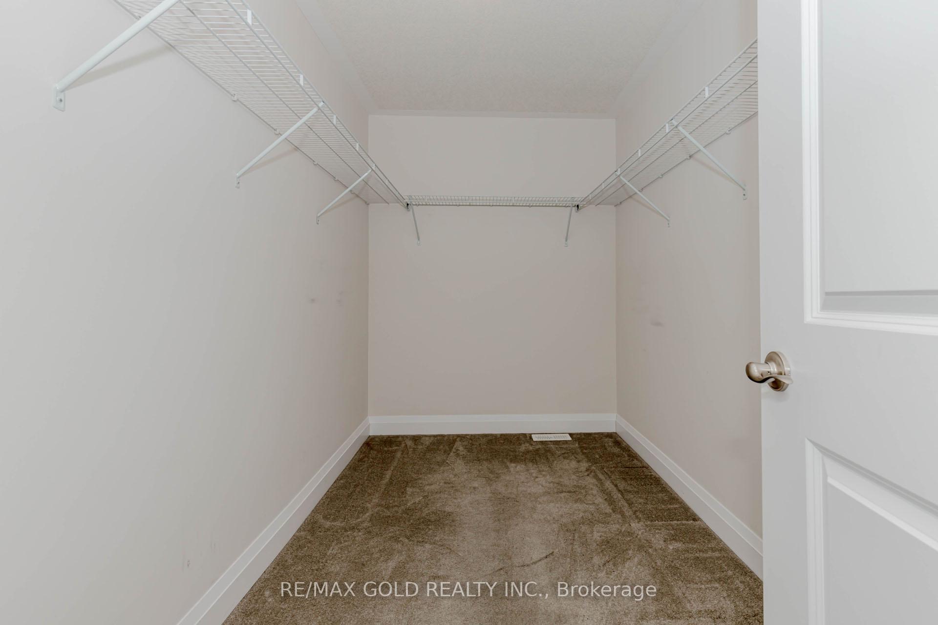 Photo 37 of 604 Blair Creek Drive, Kitchener — HOMEH