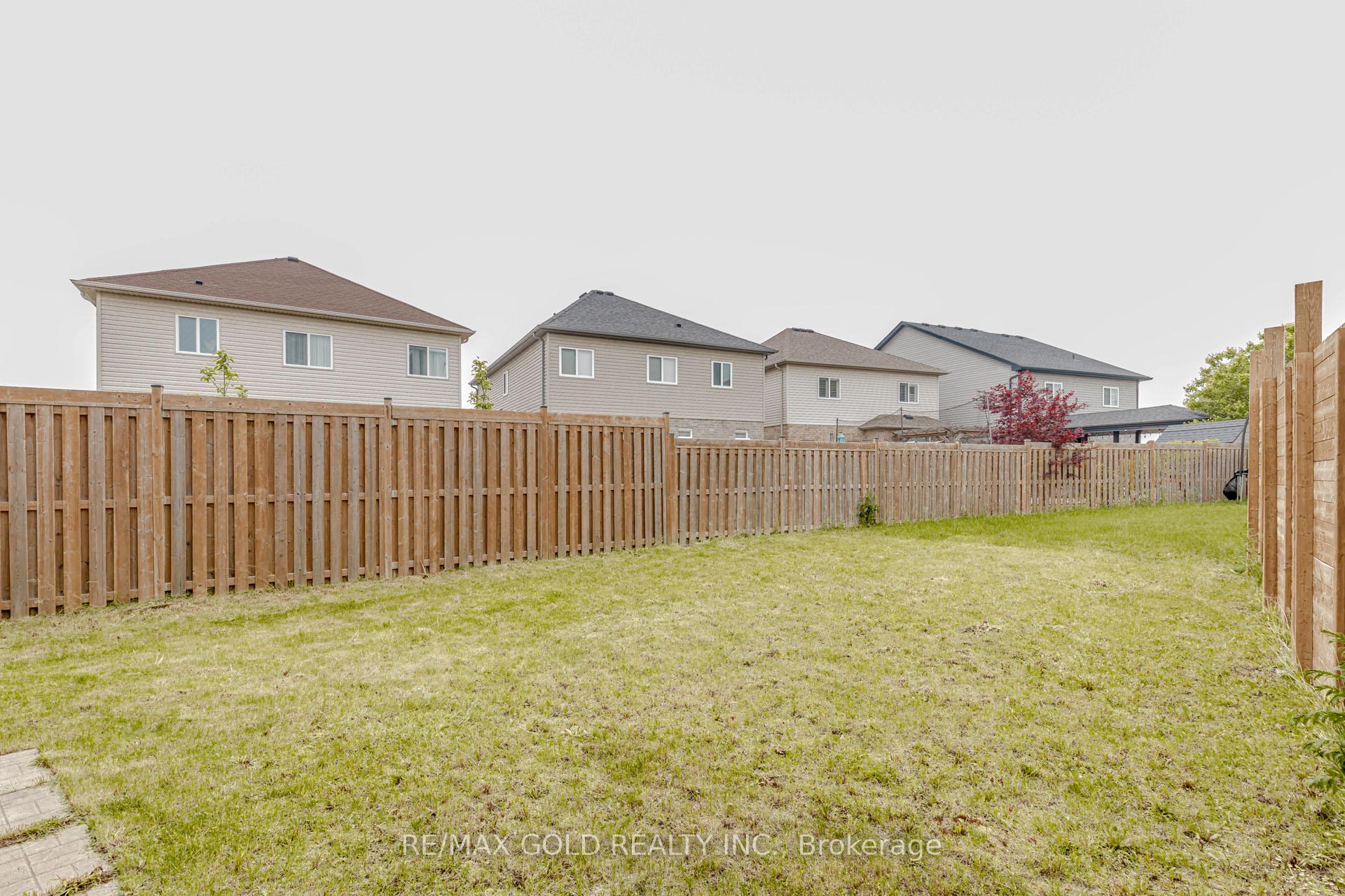 Photo 48 of 604 Blair Creek Drive, Kitchener — HOMEH