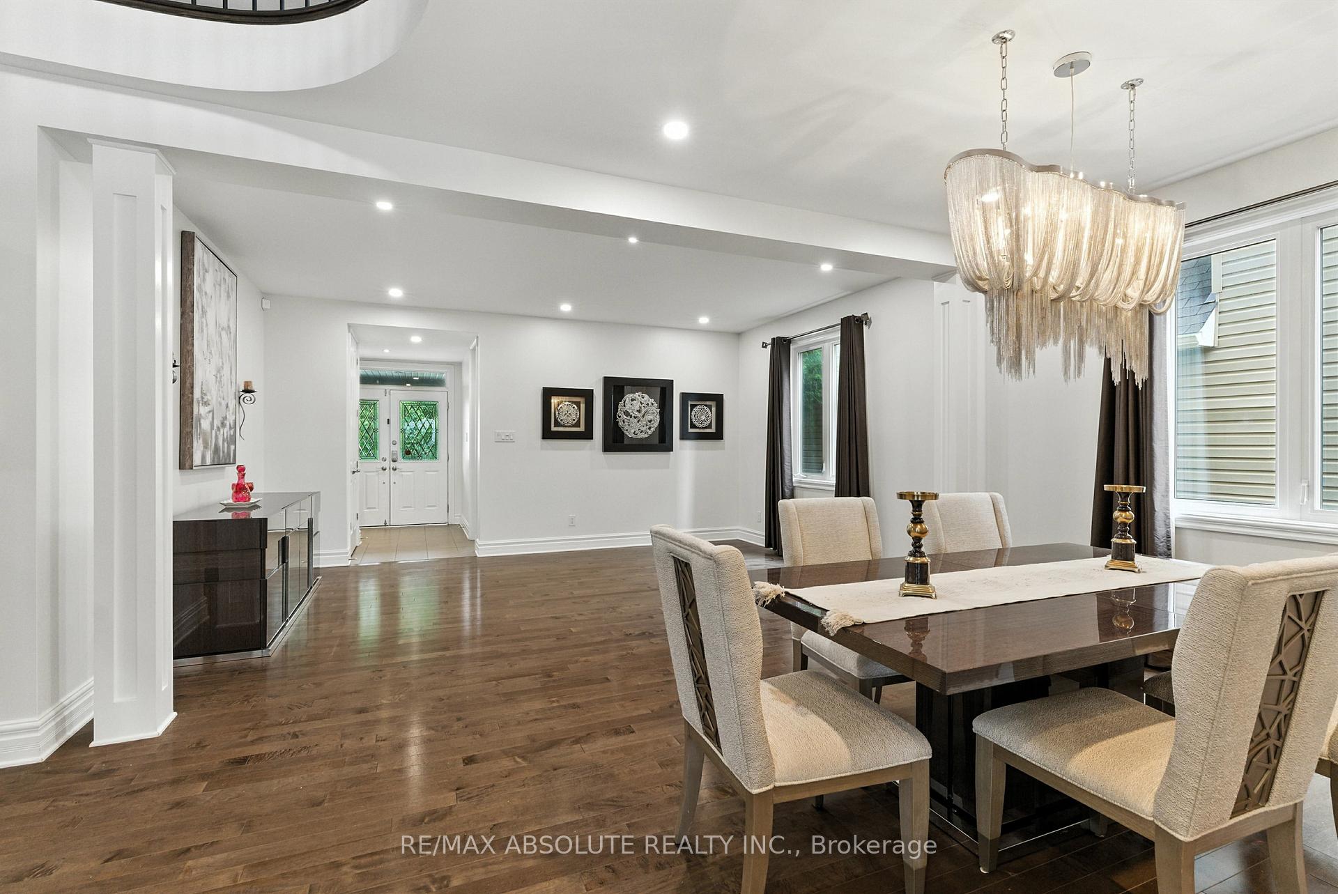 Photo 9 of 17 Rutherglen Terrace, Ottawa, Kanata - Morgan's Grant/South March — HOMEH