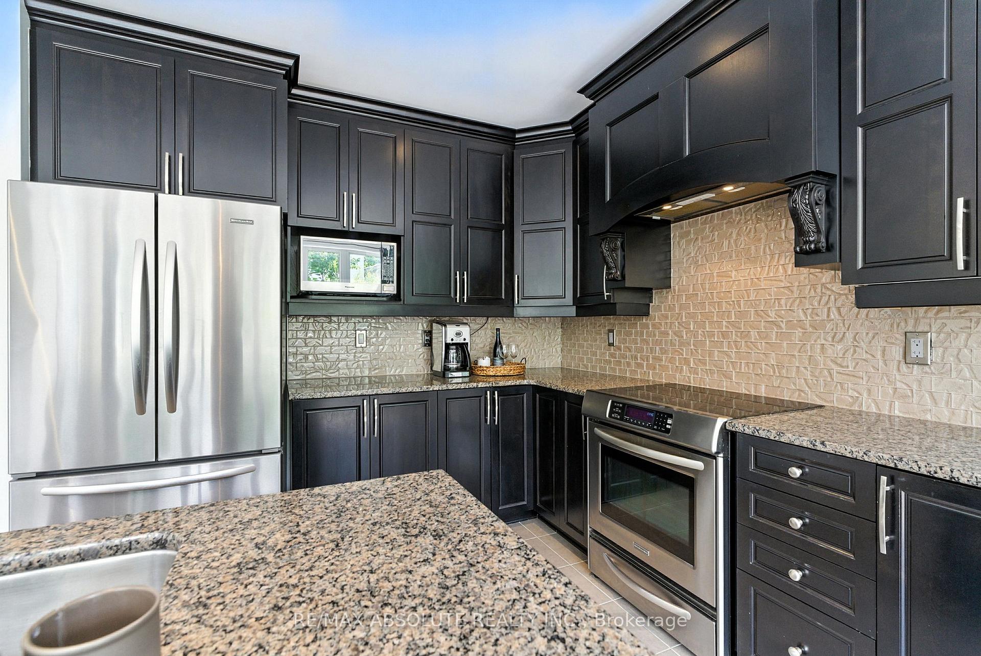 Photo 16 of 17 Rutherglen Terrace, Ottawa, Kanata - Morgan's Grant/South March — HOMEH