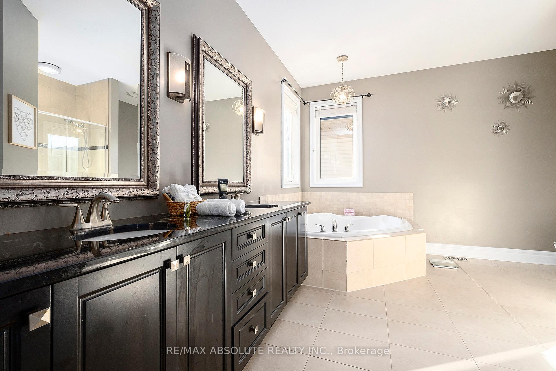 Photo 25 of 17 Rutherglen Terrace, Ottawa, Kanata - Morgan's Grant/South March — HOMEH