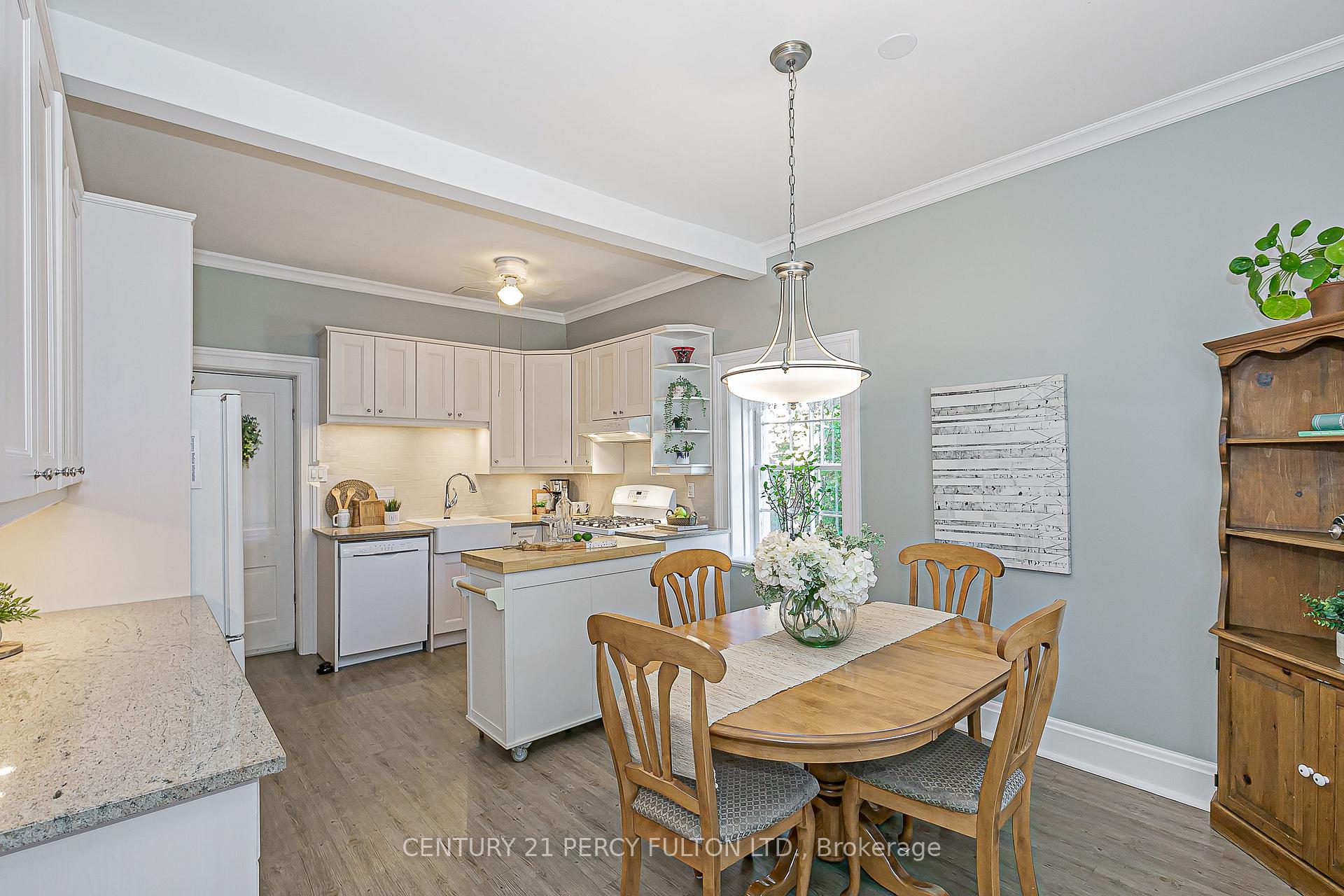 Photo 8 of 42 Joseph Street, Markham, Old Markham Village — HOMEH