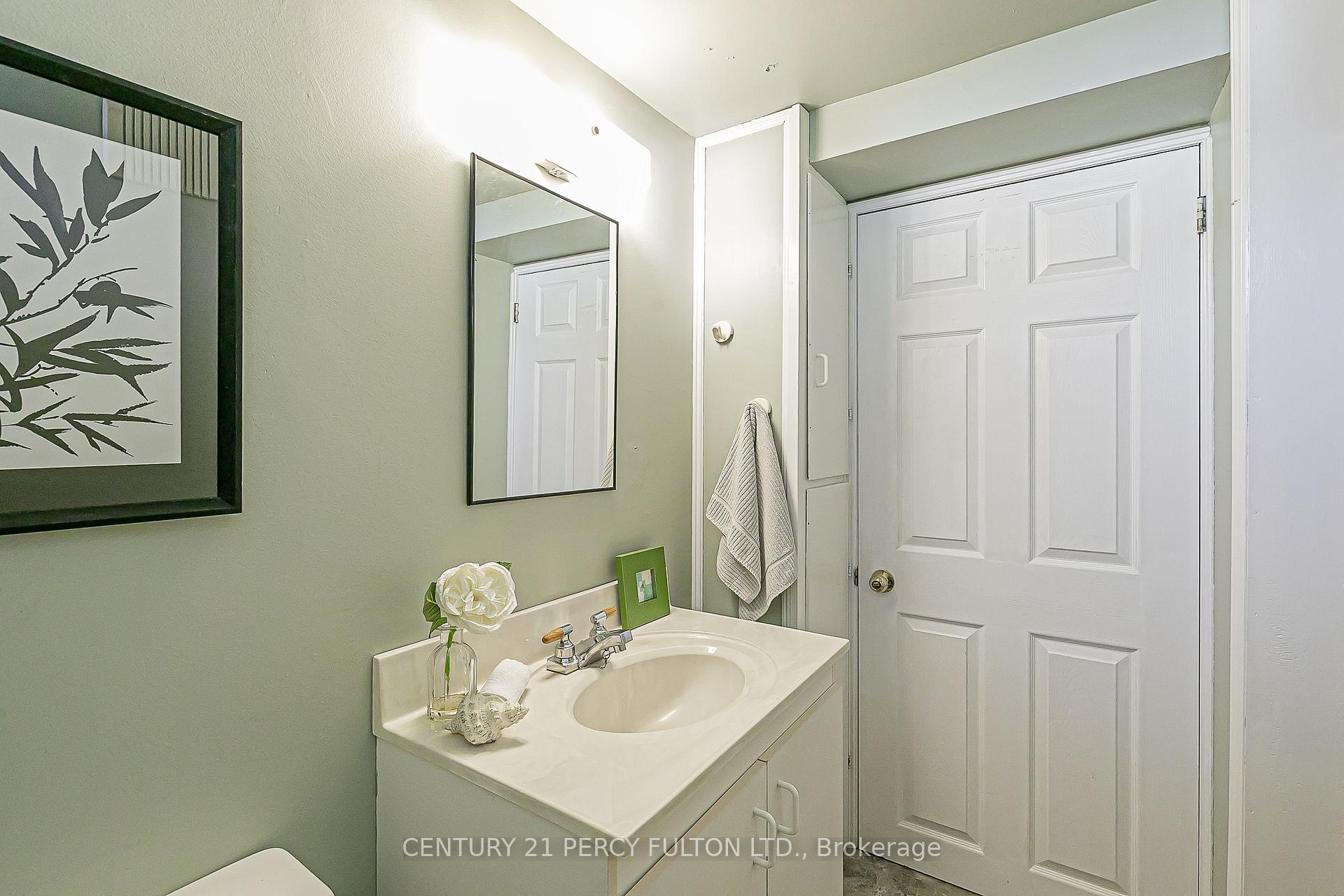 Photo 29 of 42 Joseph Street, Markham, Old Markham Village — HOMEH