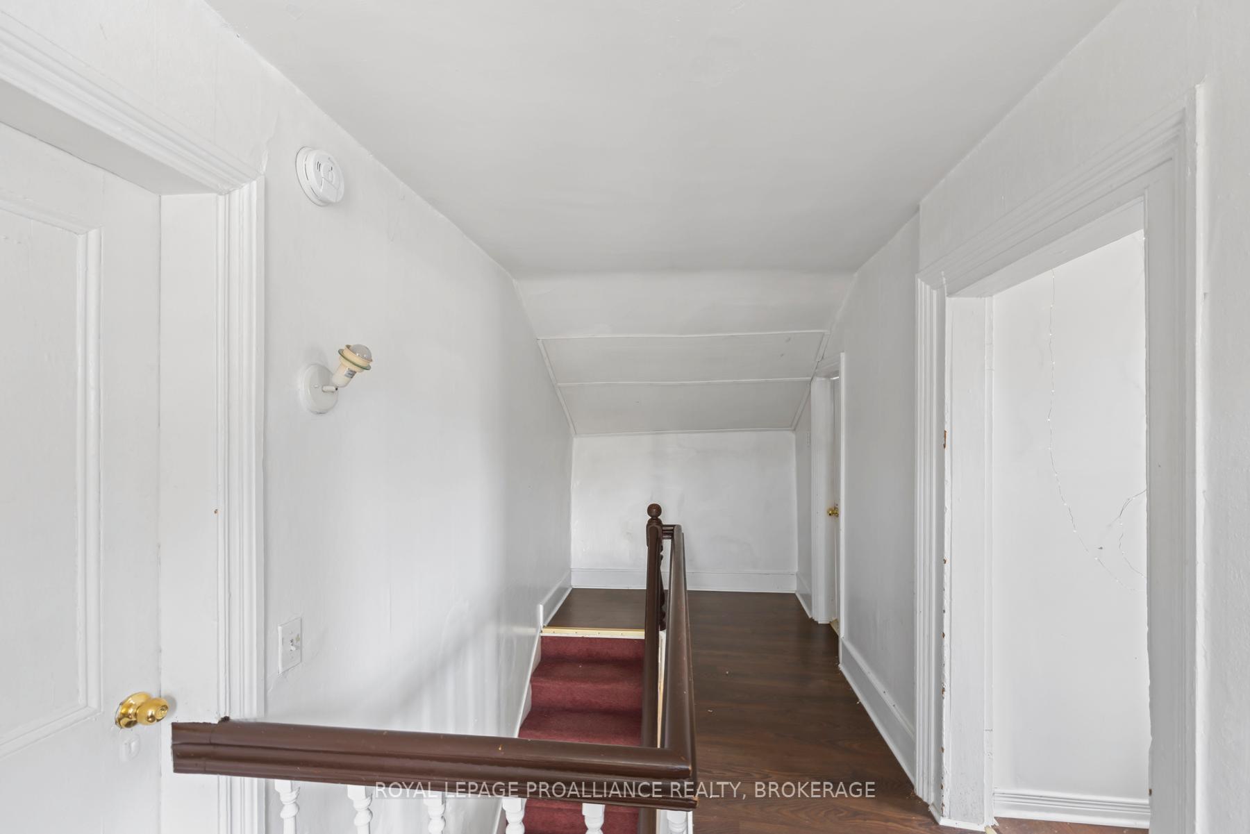 Photo 14 of 261 William Street, Kingston, Central City East — HOMEH