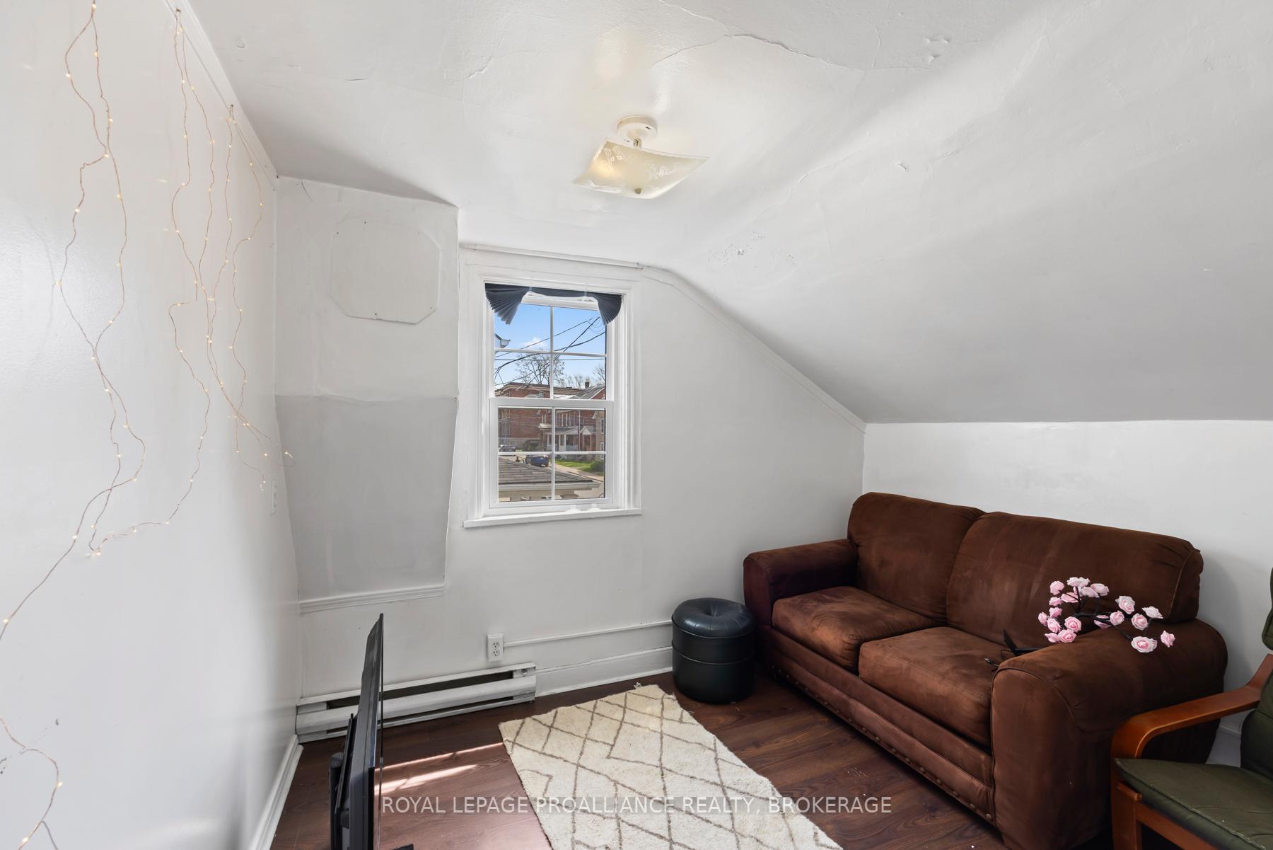Photo 16 of 261 William Street, Kingston, Central City East — HOMEH