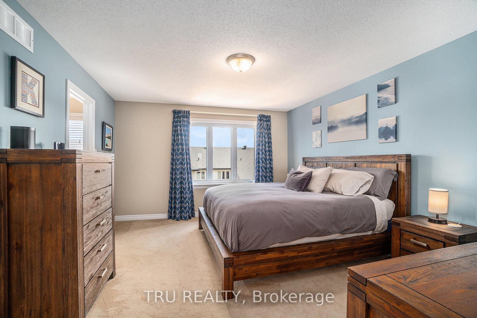 Photo 2 of 1113 Tischart Crescent, Ottawa, Kanata - Kanata Lakes/Heritage Hills — HOMEH