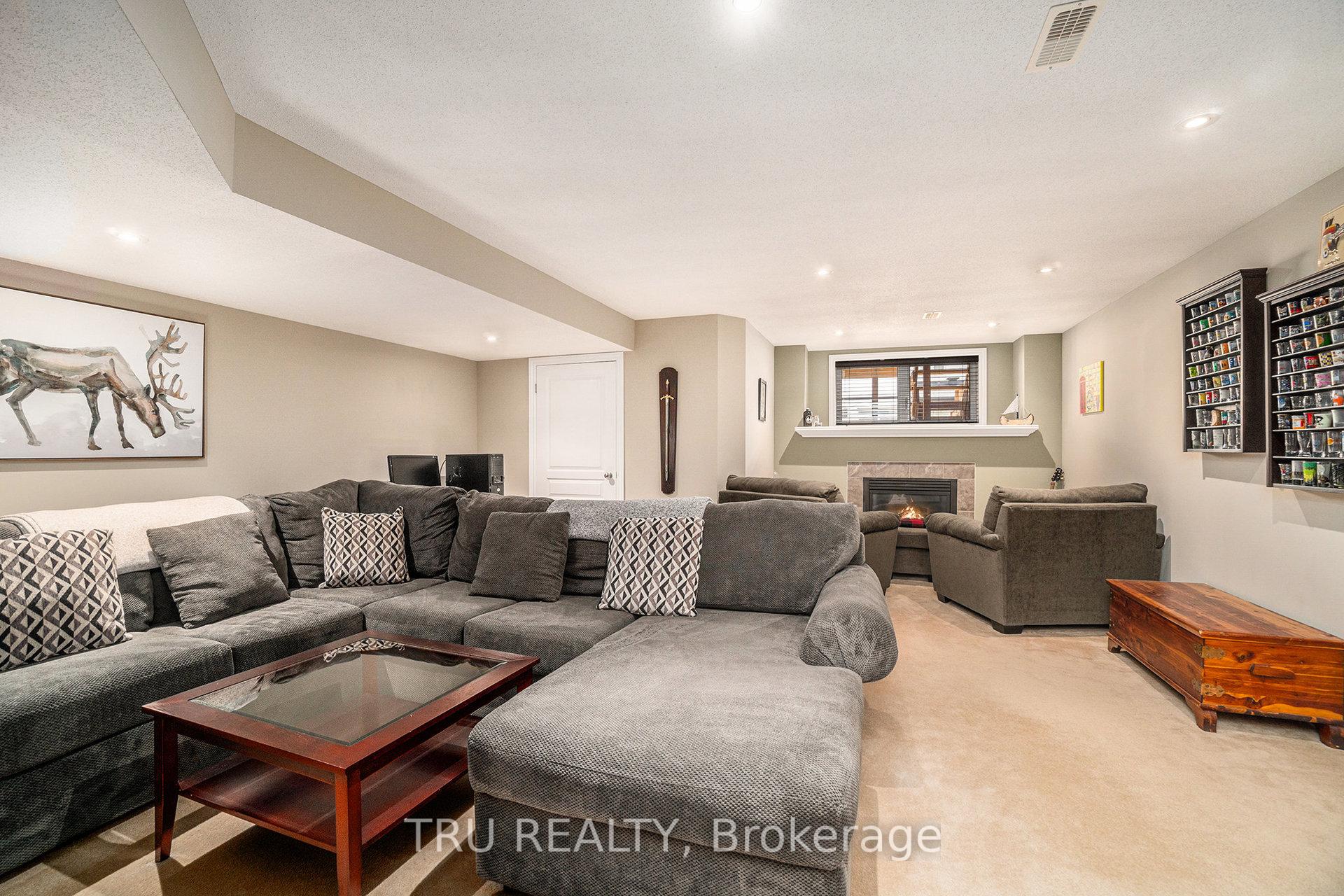 Photo 9 of 1113 Tischart Crescent, Ottawa, Kanata - Kanata Lakes/Heritage Hills — HOMEH