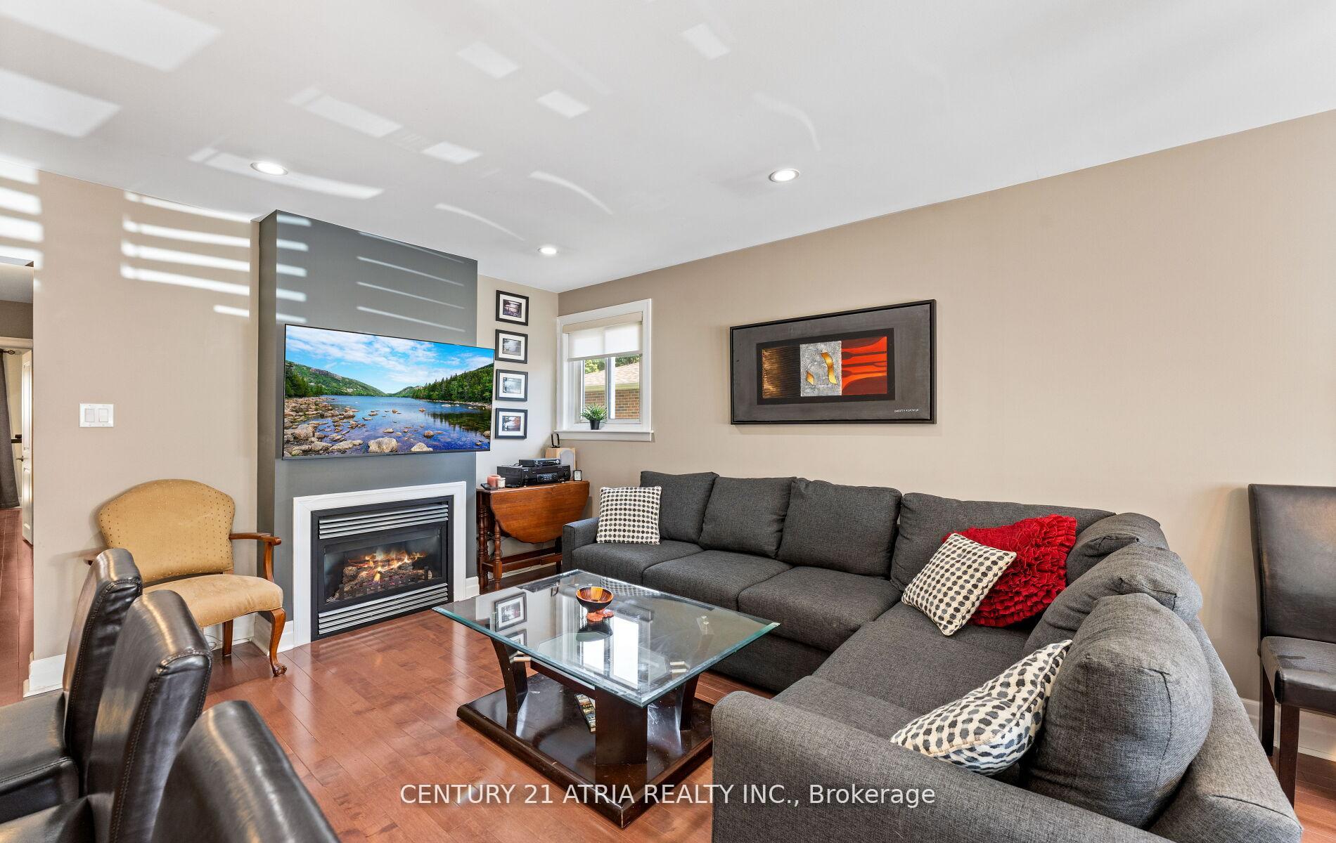 Photo 8 of 23 Jerman Street, Markham, Old Markham Village — HOMEH