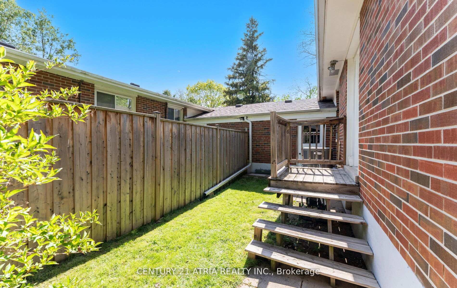 Photo 39 of 23 Jerman Street, Markham, Old Markham Village — HOMEH
