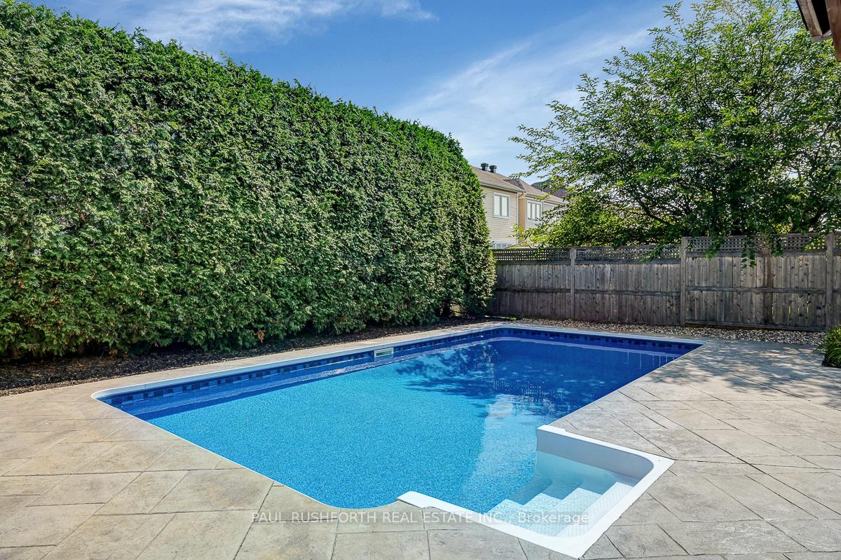 Photo 2 of 34 Apple Creek Crescent, Ottawa, Kanata - Emerald Meadows/Trailwest — HOMEH