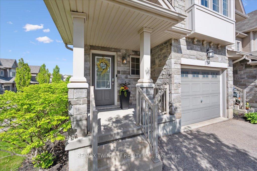 Photo 3 of Unit F27, 6 Upper Mercer Street, Kitchener — HOMEH