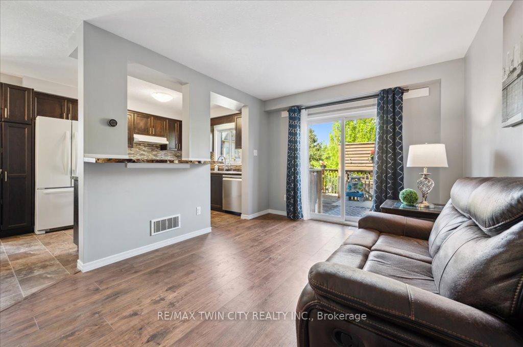 Photo 9 of Unit F27, 6 Upper Mercer Street, Kitchener — HOMEH
