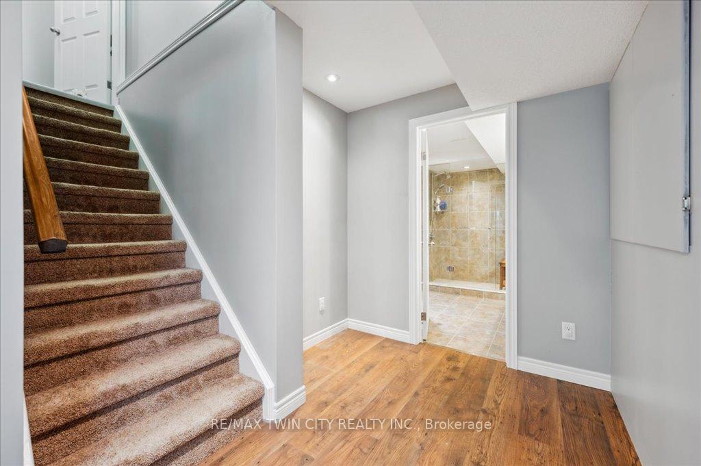 Photo 31 of Unit F27, 6 Upper Mercer Street, Kitchener — HOMEH