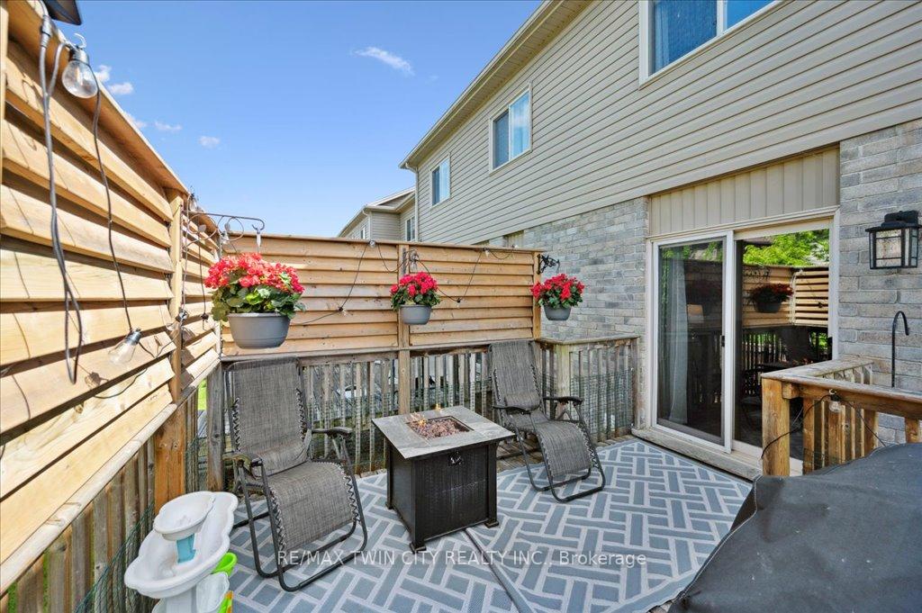 Photo 34 of Unit F27, 6 Upper Mercer Street, Kitchener — HOMEH