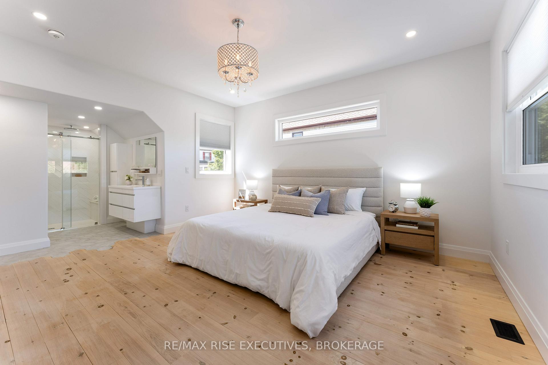 Photo 26 of 91 Raglan Road, Kingston, East of Sir John A. Blvd — HOMEH