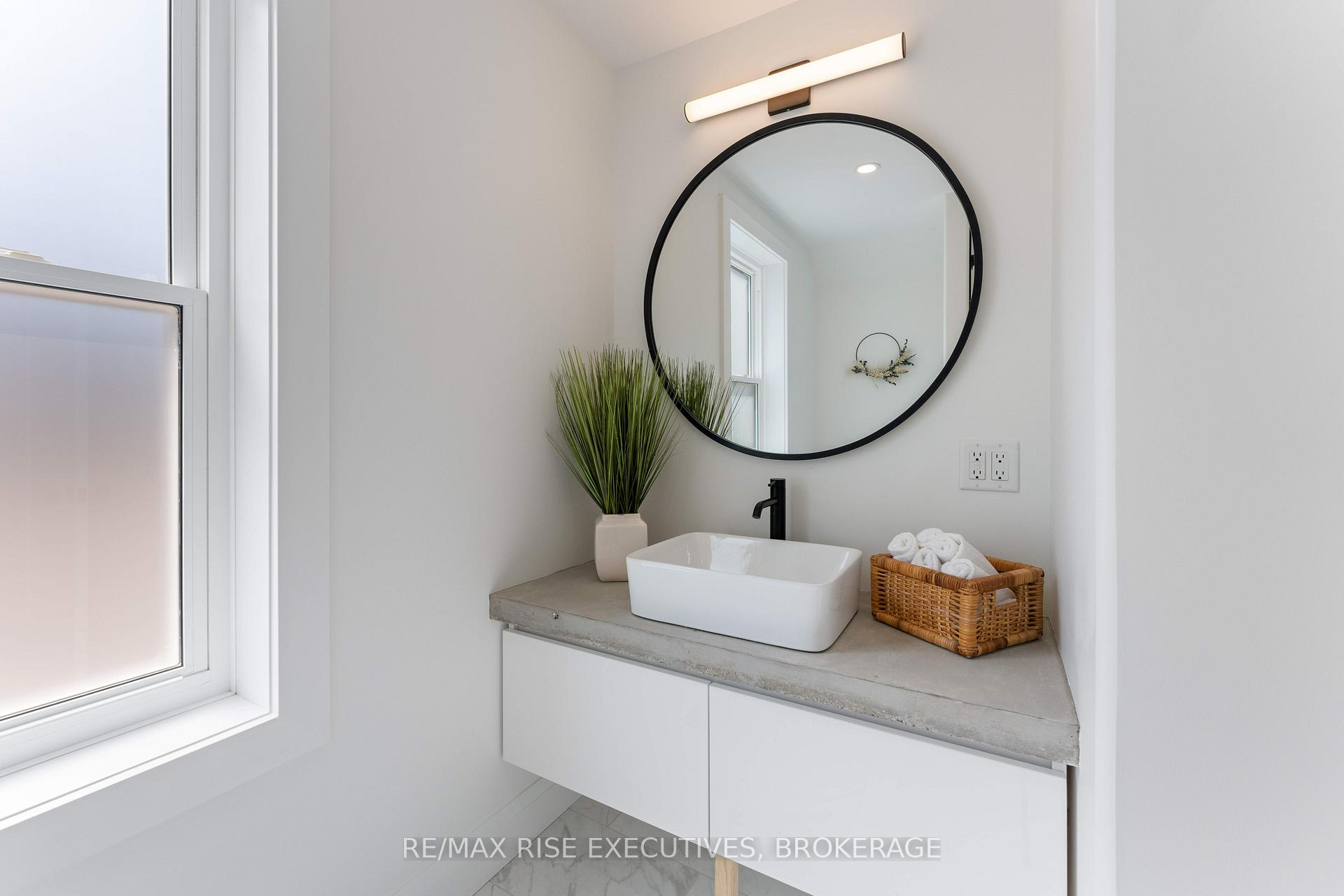 Photo 29 of 91 Raglan Road, Kingston, East of Sir John A. Blvd — HOMEH