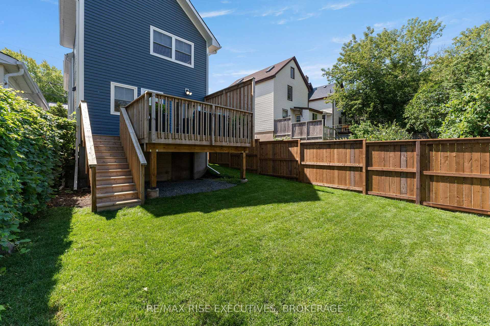Photo 37 of 91 Raglan Road, Kingston, East of Sir John A. Blvd — HOMEH