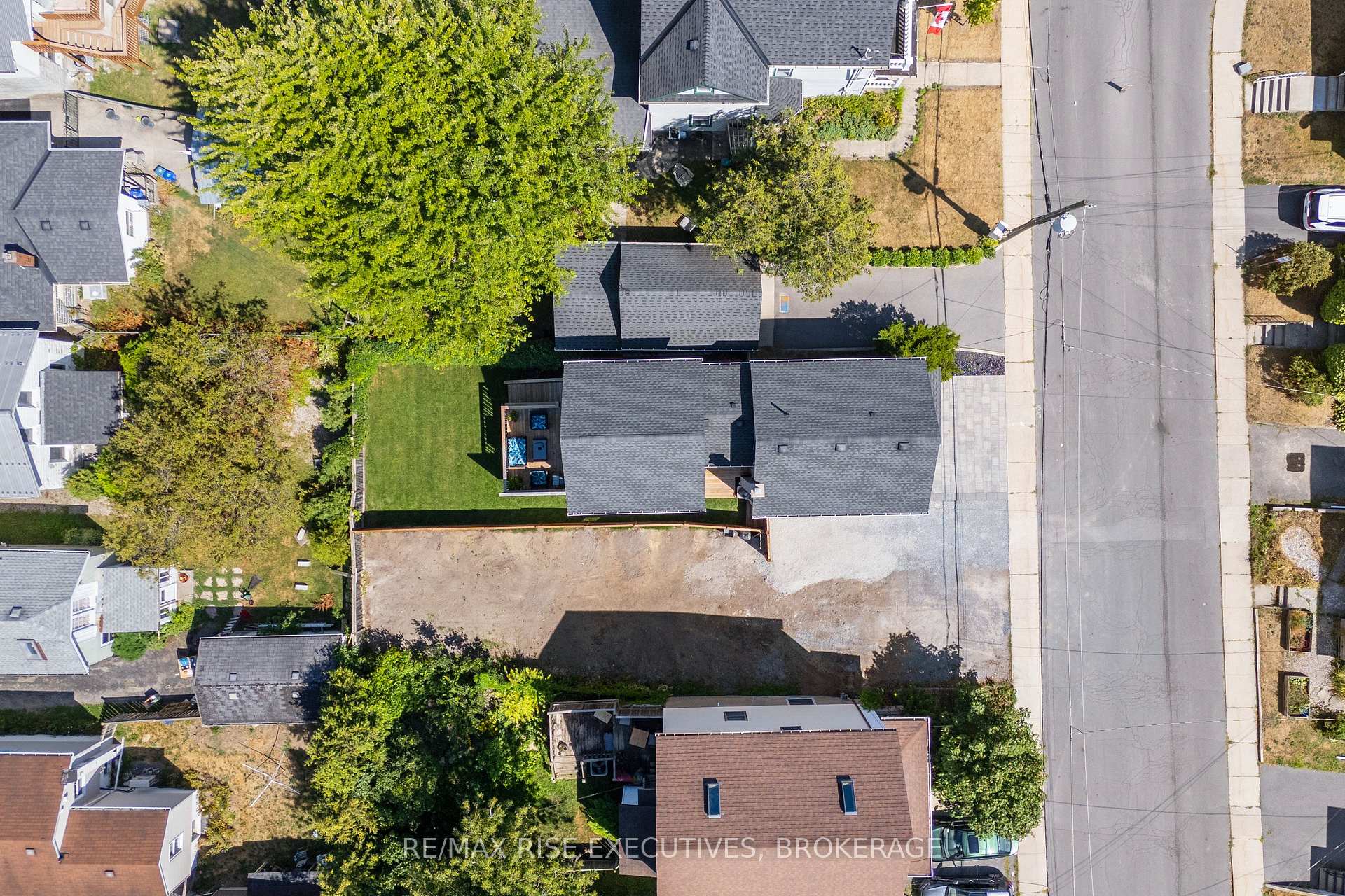 Photo 38 of 91 Raglan Road, Kingston, East of Sir John A. Blvd — HOMEH