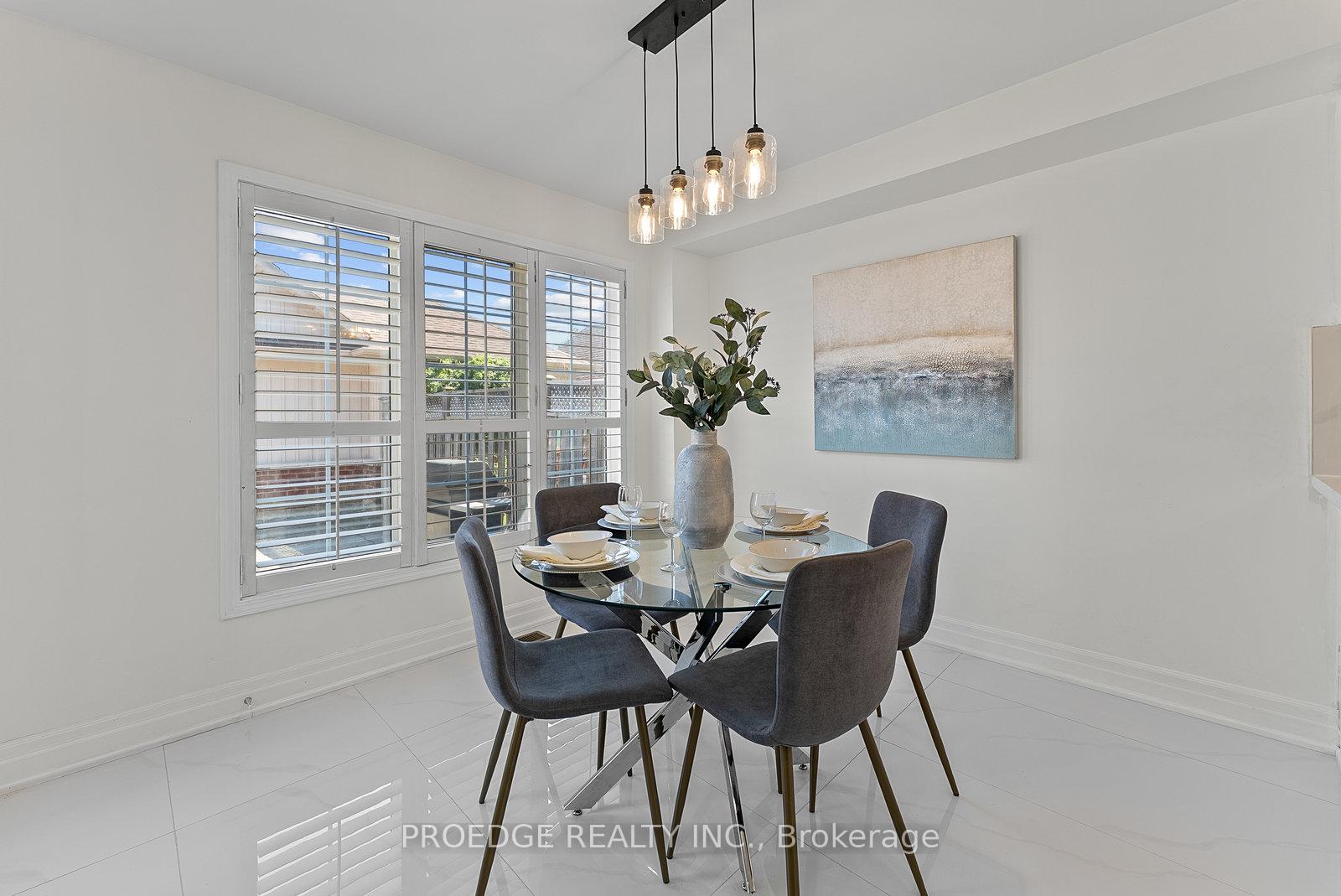 Photo 8 of 763 Bur Oak Avenue, Markham, Wismer — HOMEH