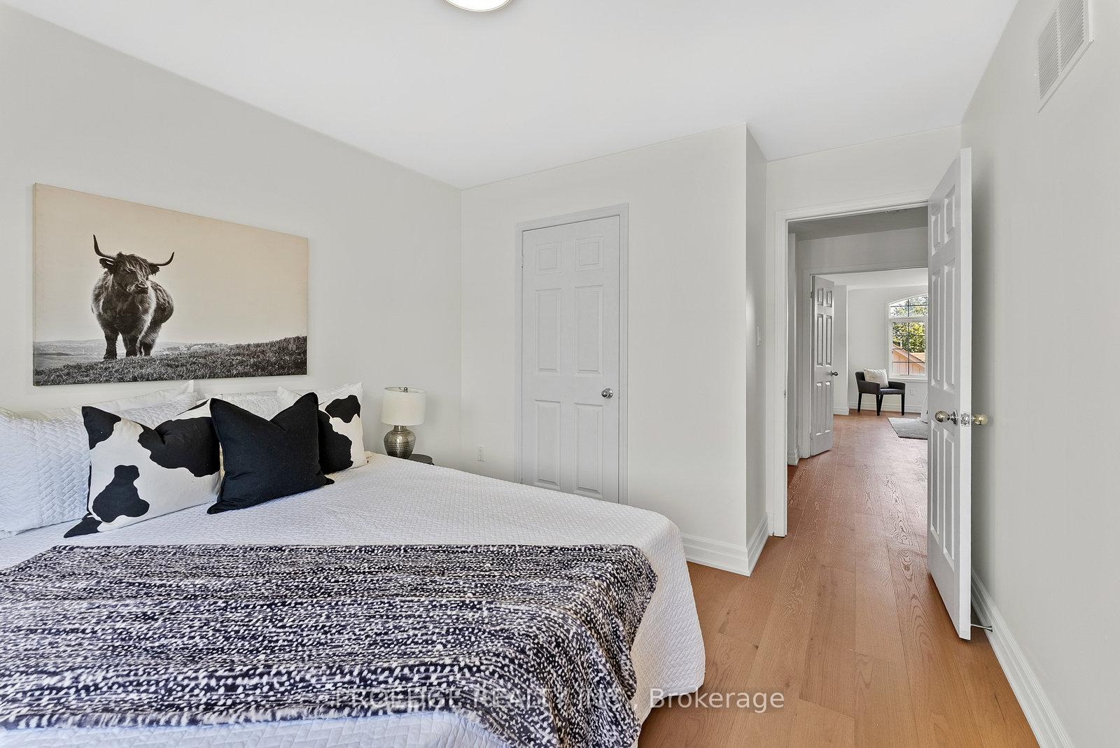 Photo 19 of 763 Bur Oak Avenue, Markham, Wismer — HOMEH