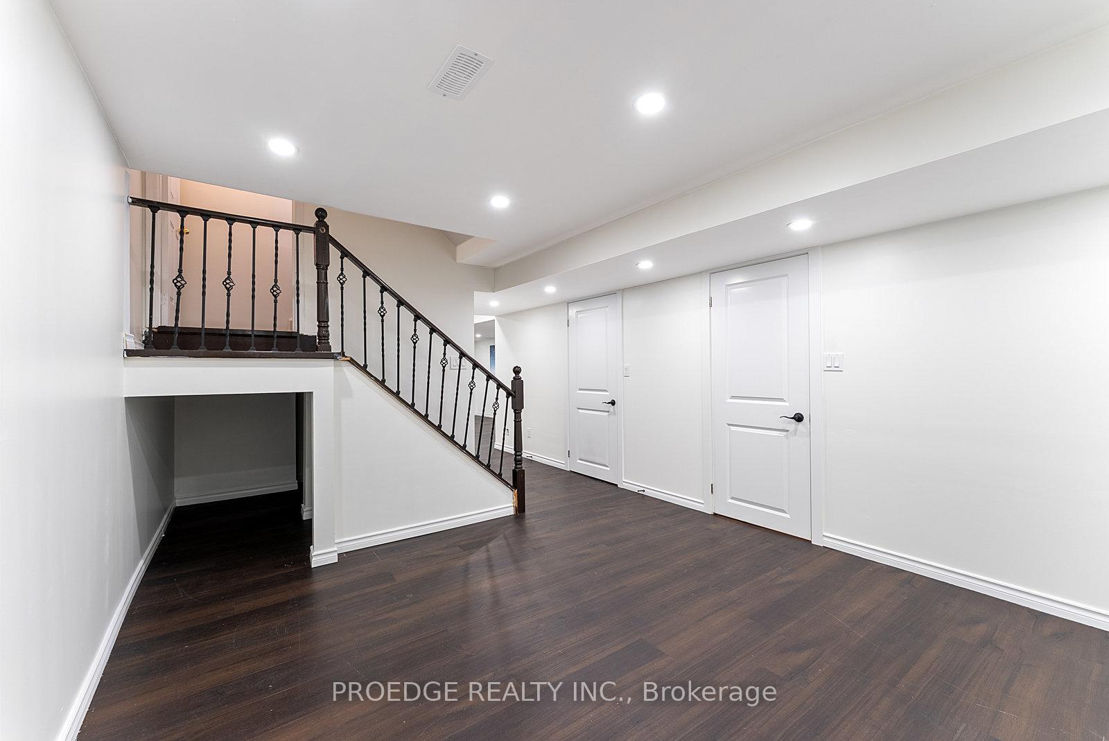 Photo 24 of 763 Bur Oak Avenue, Markham, Wismer — HOMEH