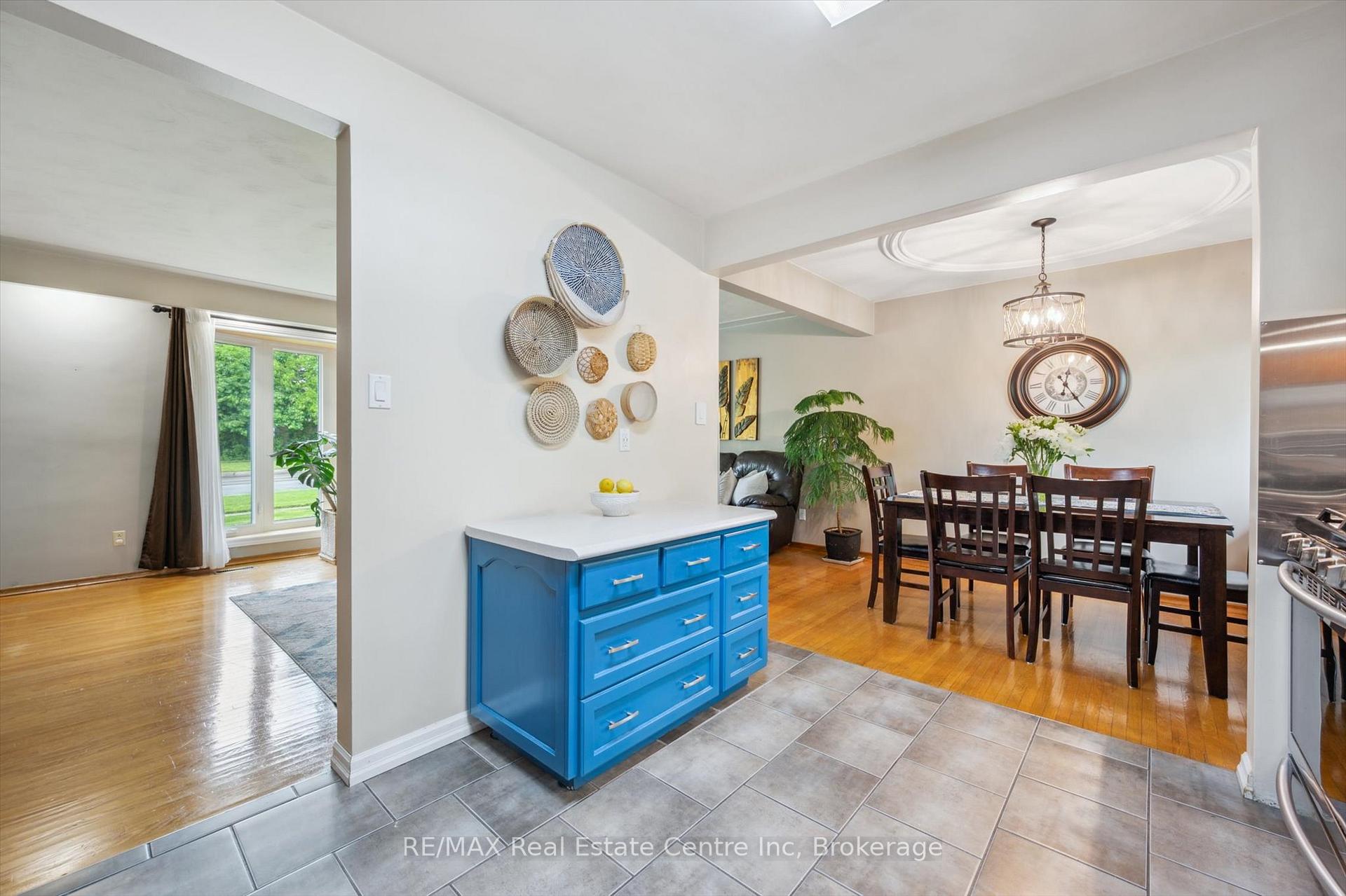 Photo 10 of 374 Fischer Hallman Road, Kitchener — HOMEH