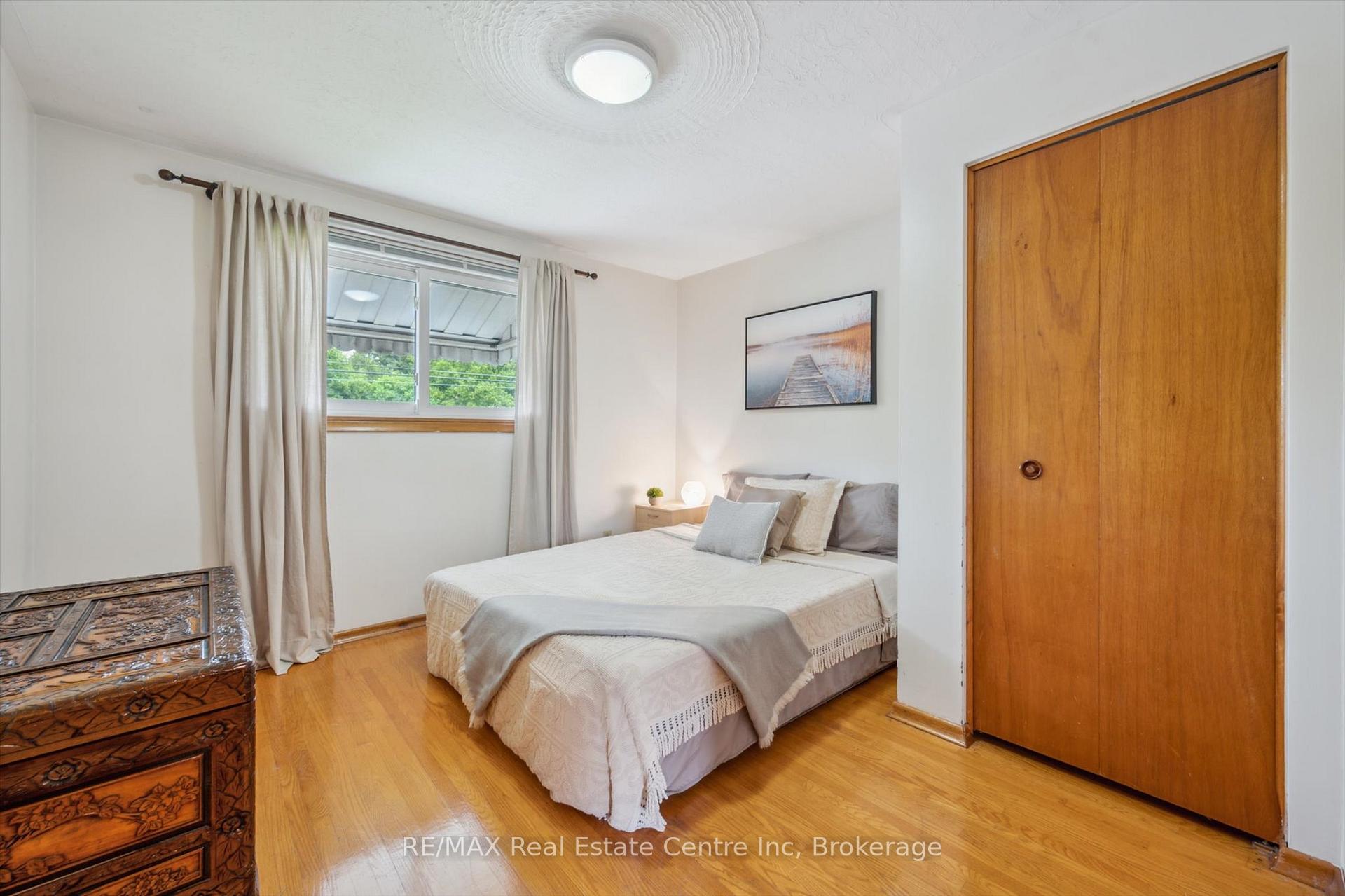 Photo 13 of 374 Fischer Hallman Road, Kitchener — HOMEH