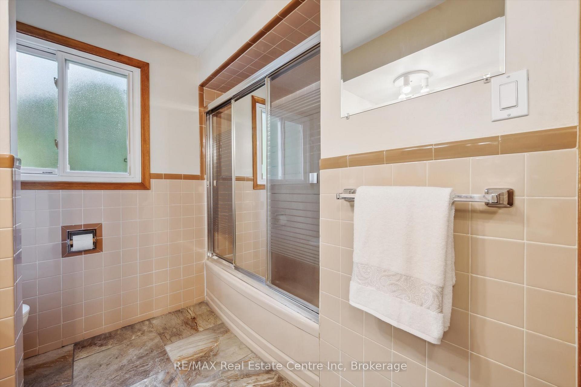 Photo 16 of 374 Fischer Hallman Road, Kitchener — HOMEH