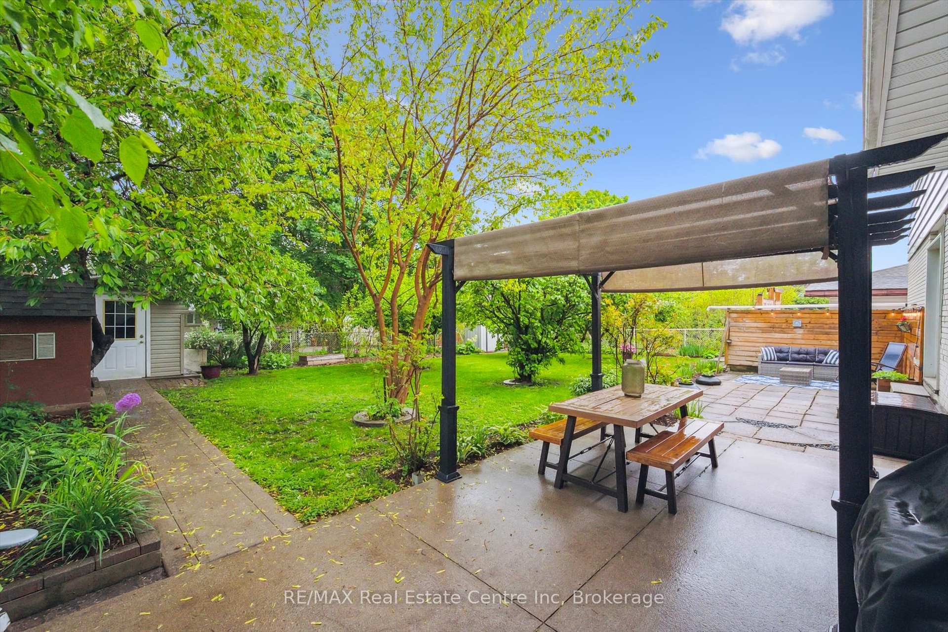 Photo 23 of 374 Fischer Hallman Road, Kitchener — HOMEH